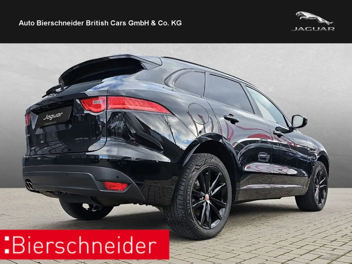 Jaguar F-Pace 20d Chequered Flag AWD Schwarz - 2