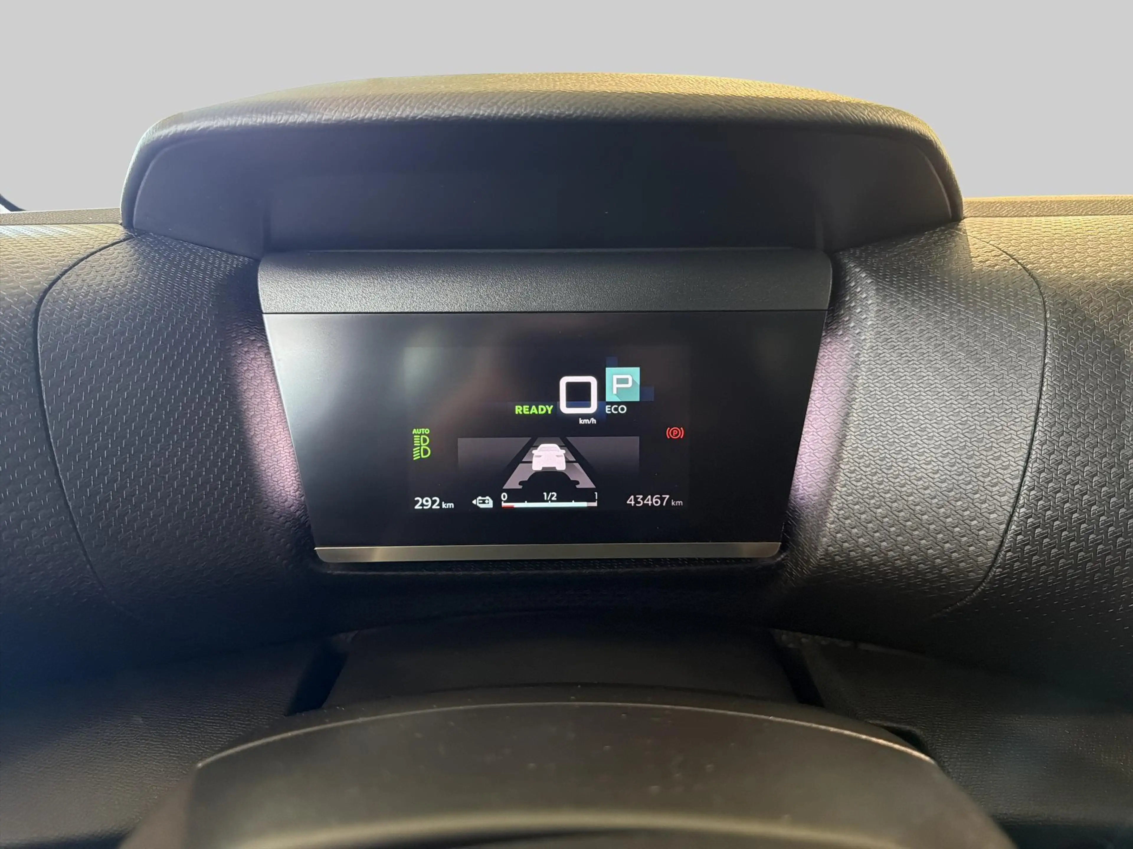 Citroen E-C4 Electric Shine 50 kWh | Achteruitrijcamera met 180° Area vi — photo 15
