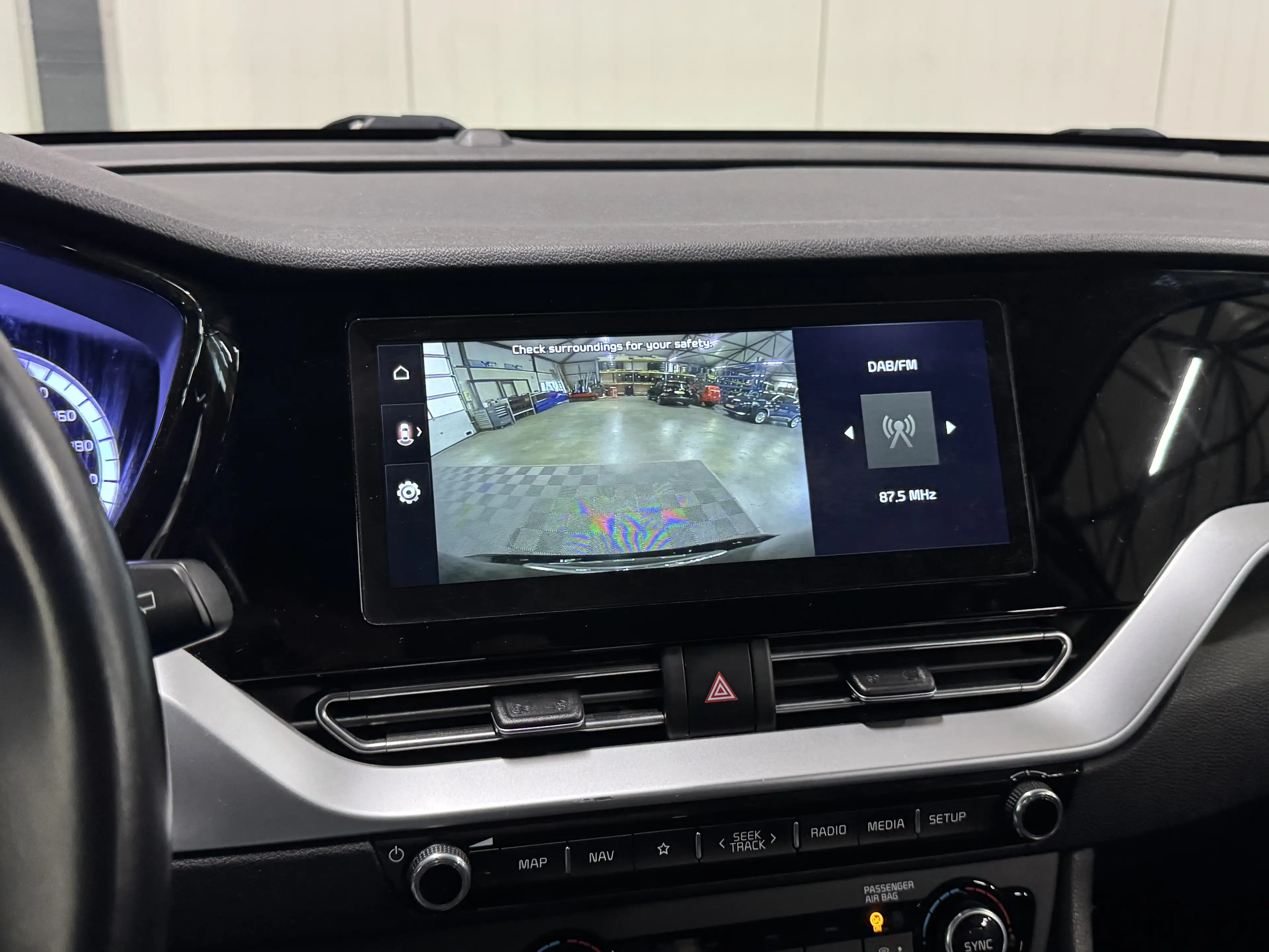 Kia Niro 1.6 GDi Hybrid | DynamicLine | Navi | Camera — photo 16