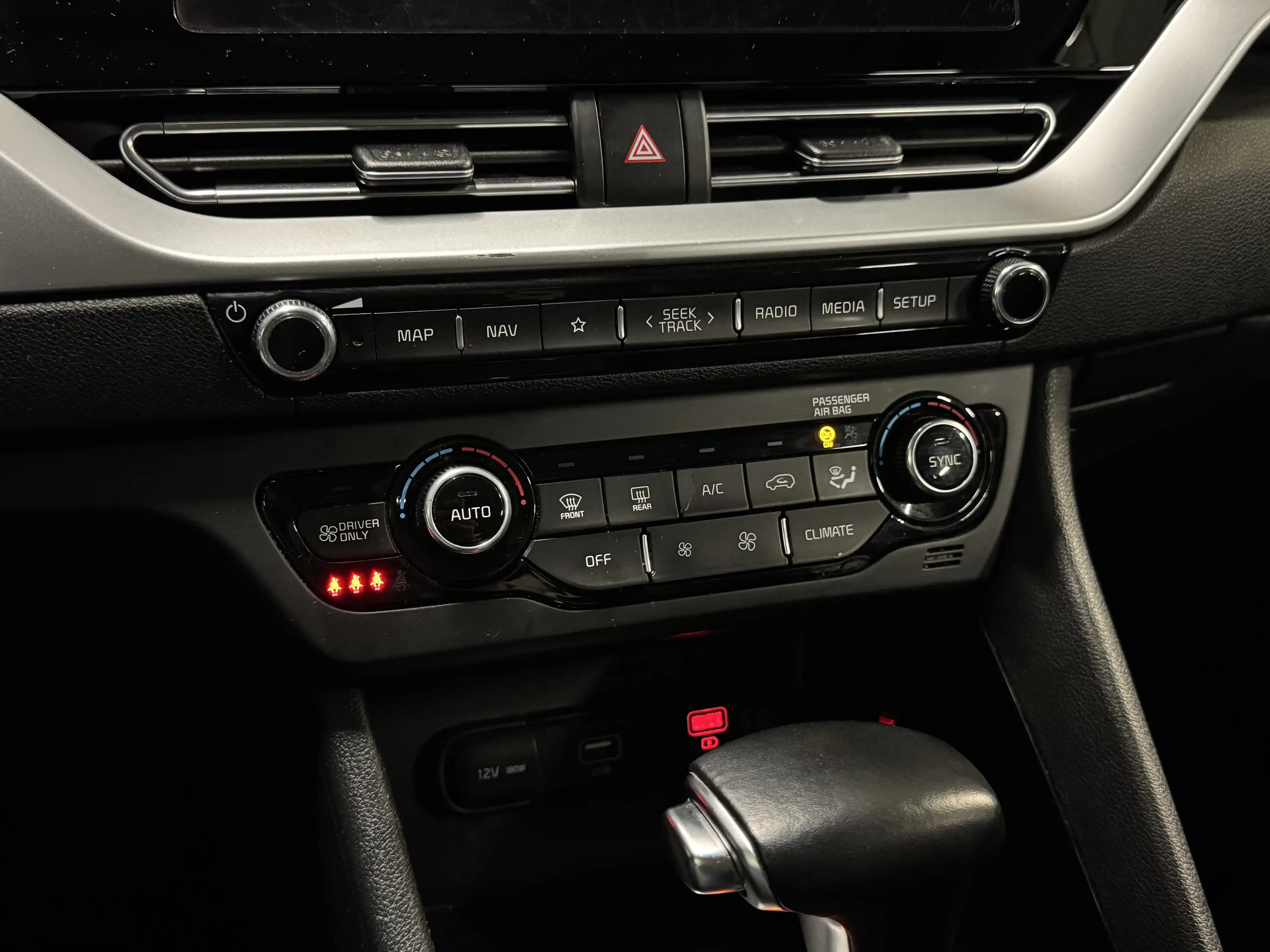 Kia Niro 1.6 GDi Hybrid | DynamicLine | Navi | Camera — photo 15