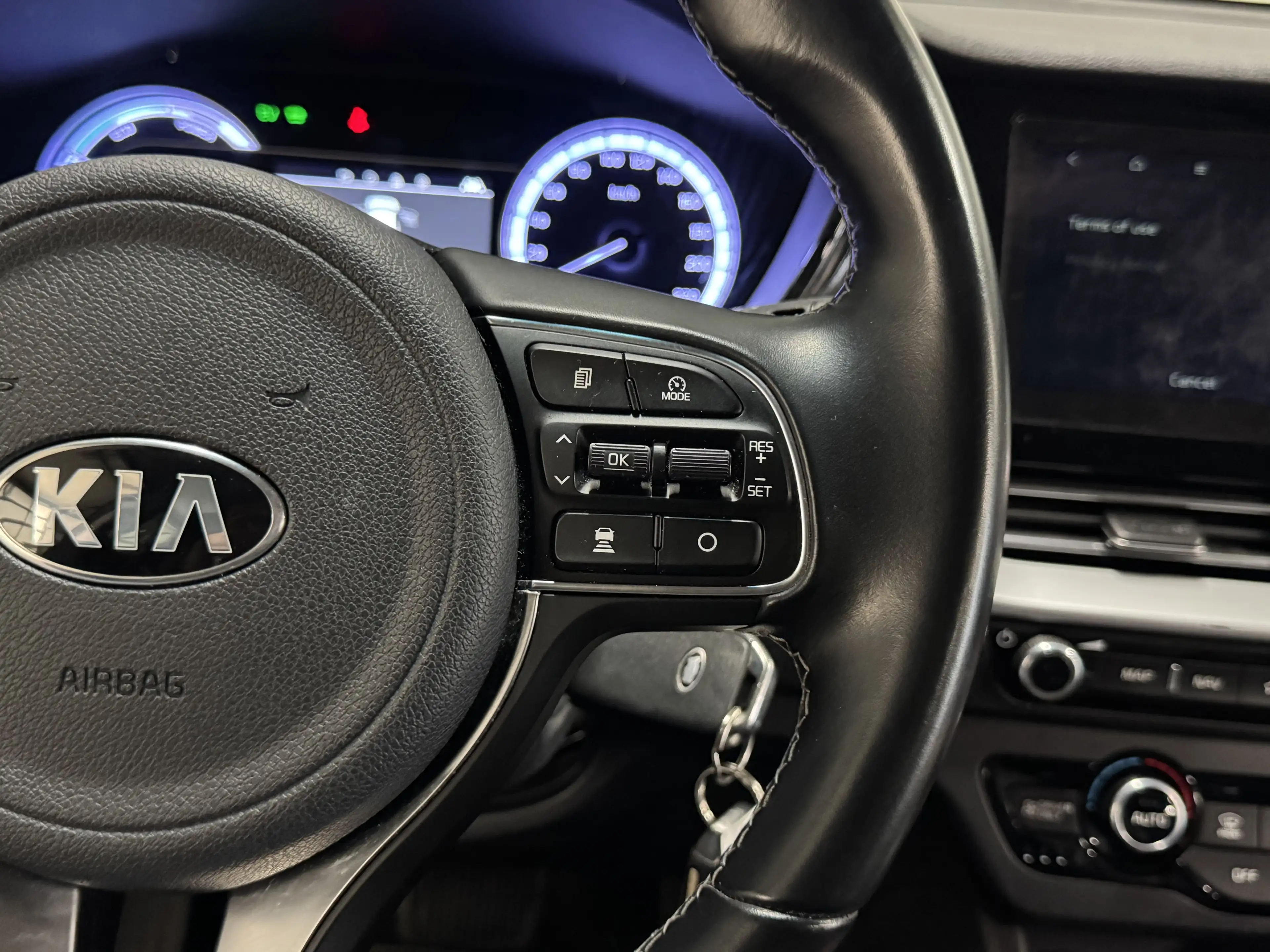 Kia Niro 1.6 GDi Hybrid | DynamicLine | Navi | Camera — photo 13