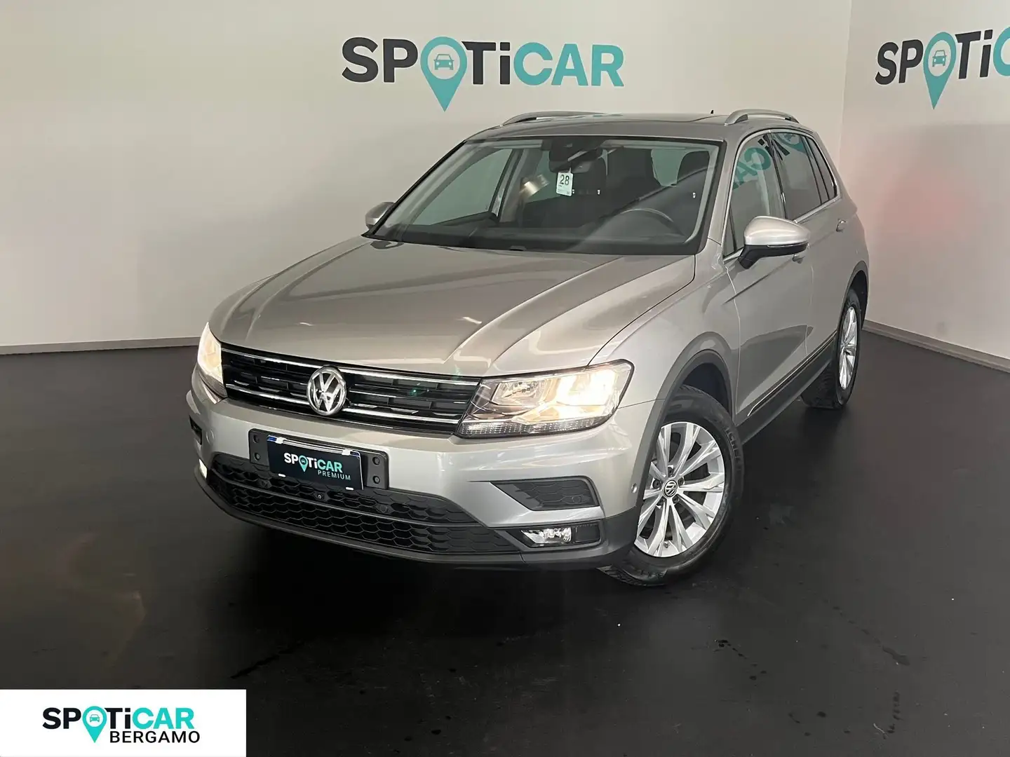 Volkswagen Tiguan 1.6 TDI Business BMT Grigio - 1