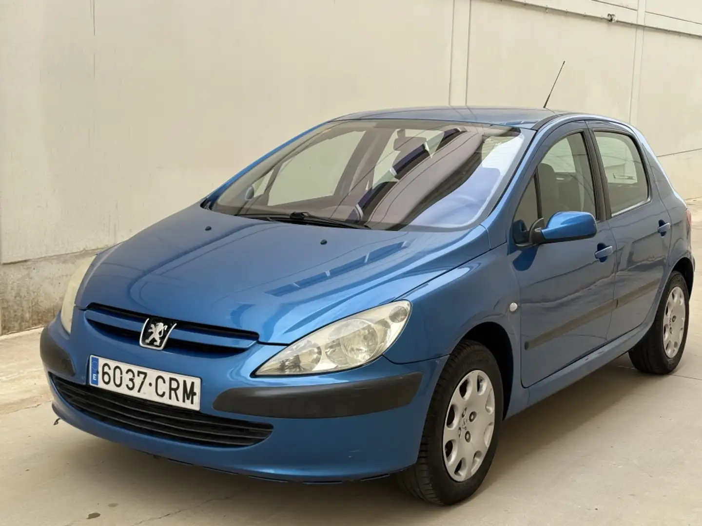 Peugeot 307 2.0HDI XT 136 Azul - 1