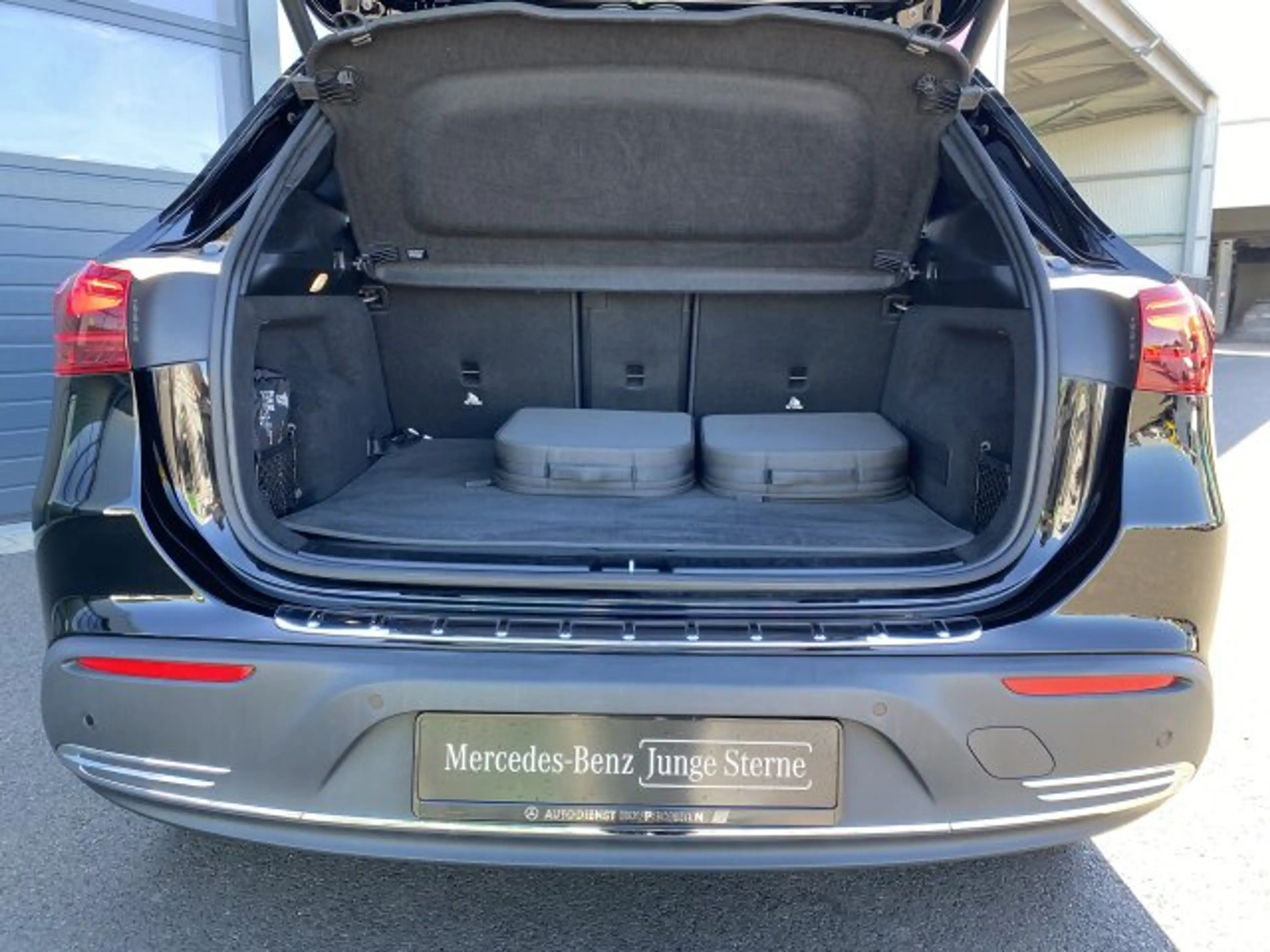 Mercedes-Benz EQA 250 EQA 250+ Progressive Adv. LED Distronic Kamera.. — photo 7