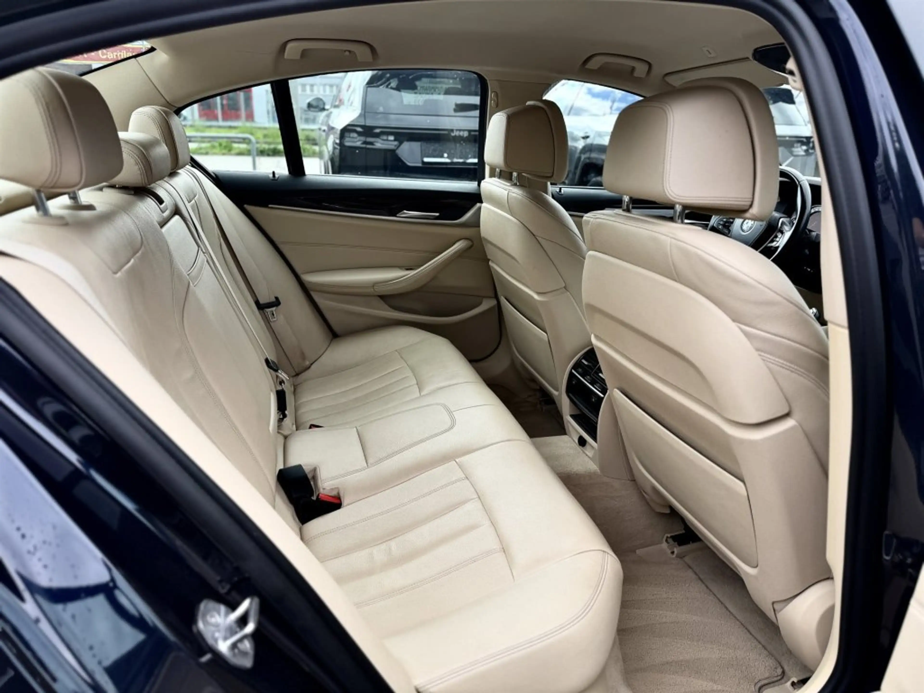 BMW 540 d xDrive — photo 10