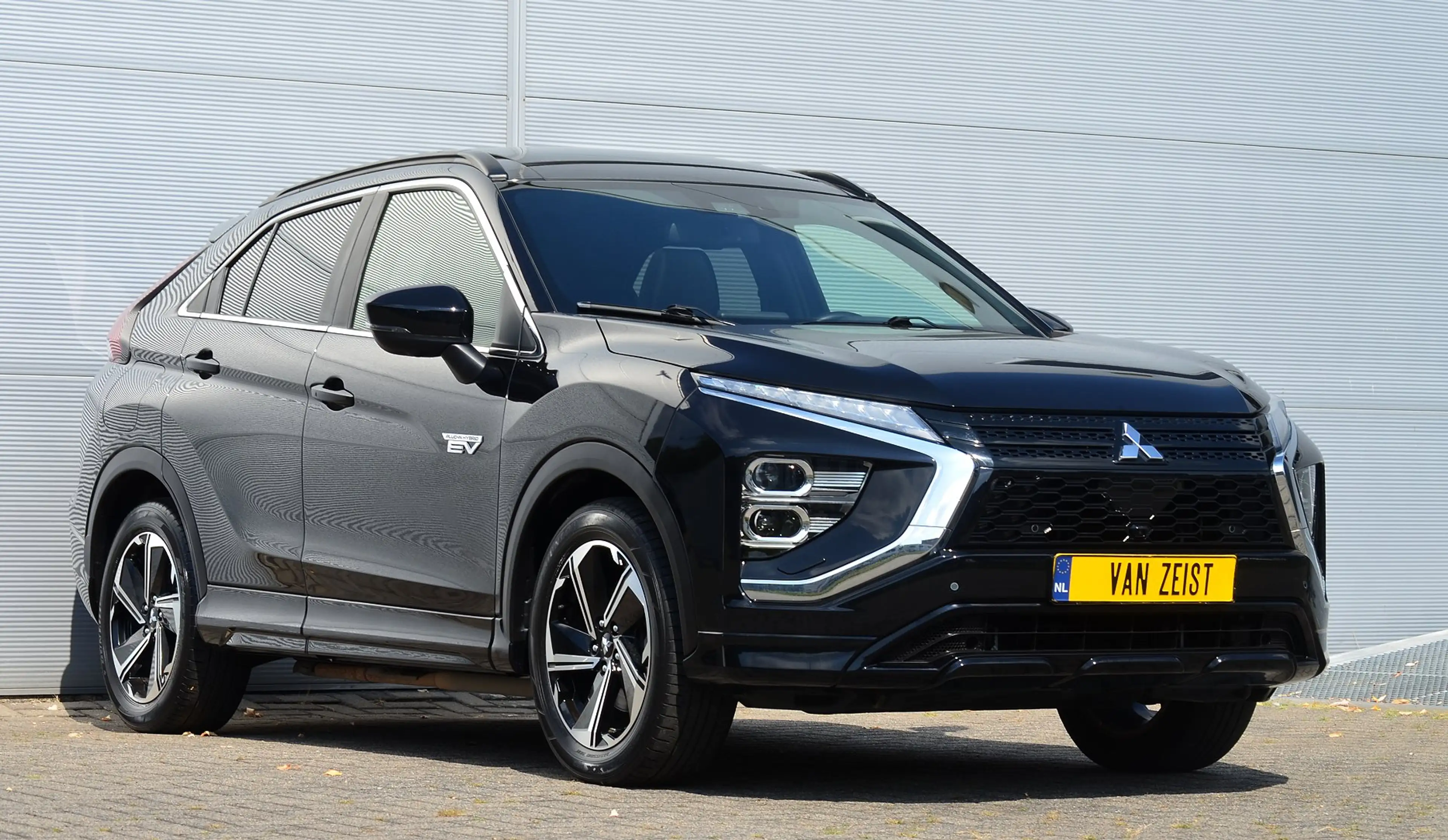 Mitsubishi Eclipse Cross PHEV 2.4 INSTYLE 4WD | PLUG IN HYBRID | V2H | SOH — photo 13