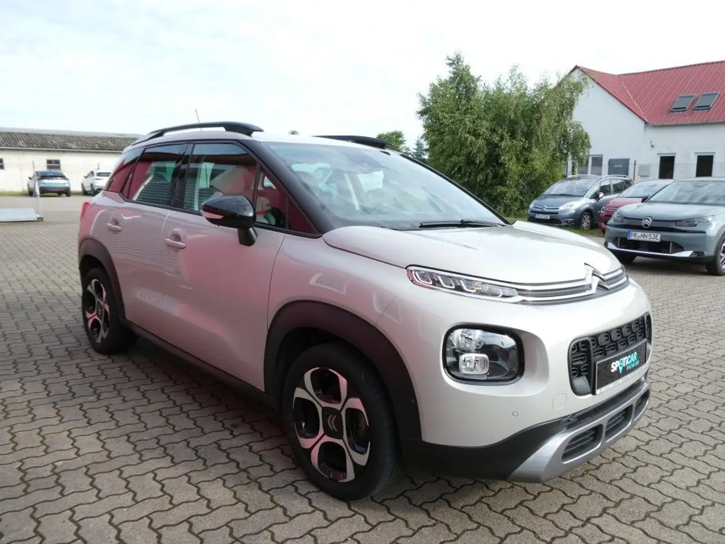 Citroen C3 Aircross BlueHDI 120 Stop & Start EAT6 SHINE Beige - 2