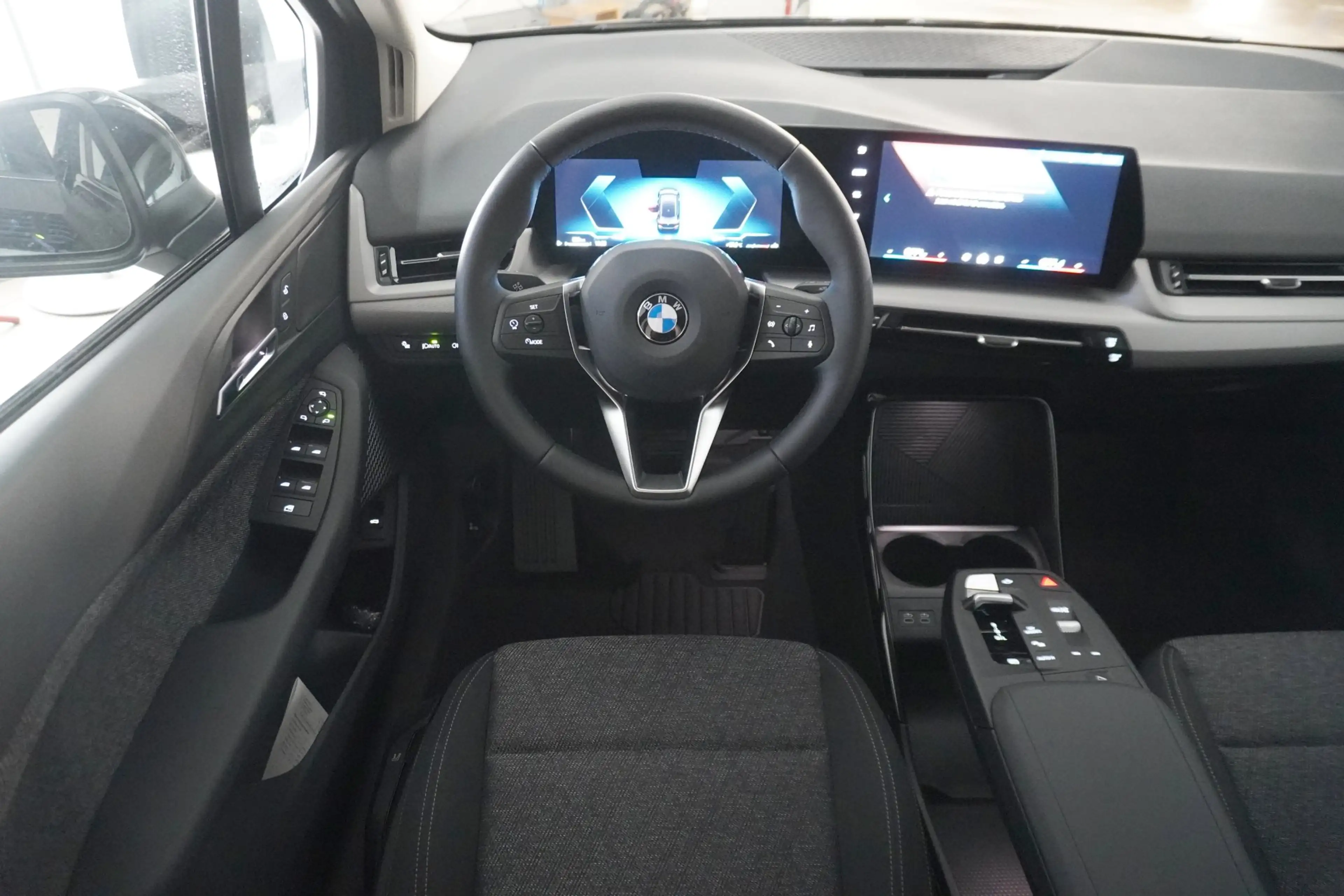 BMW 220 d — photo 11