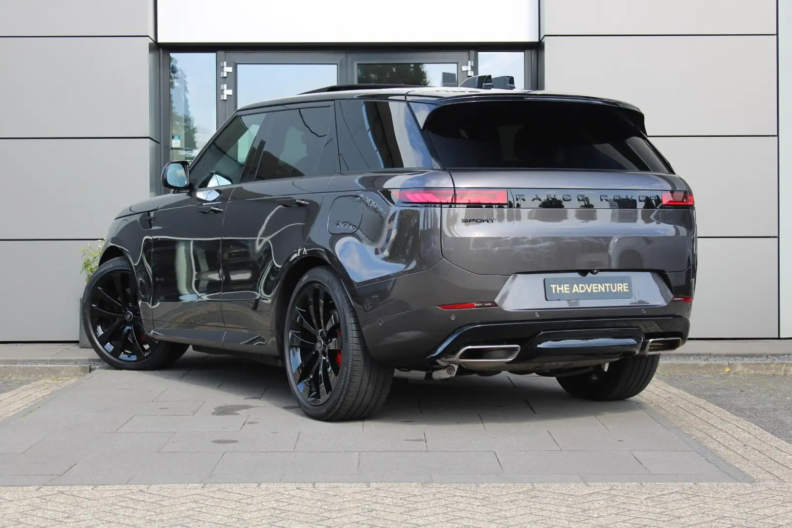 Land Rover Range Rover Sport P460e Dynamic HSE | Trekhaak | Stoel verkoeling | Grijs - 2