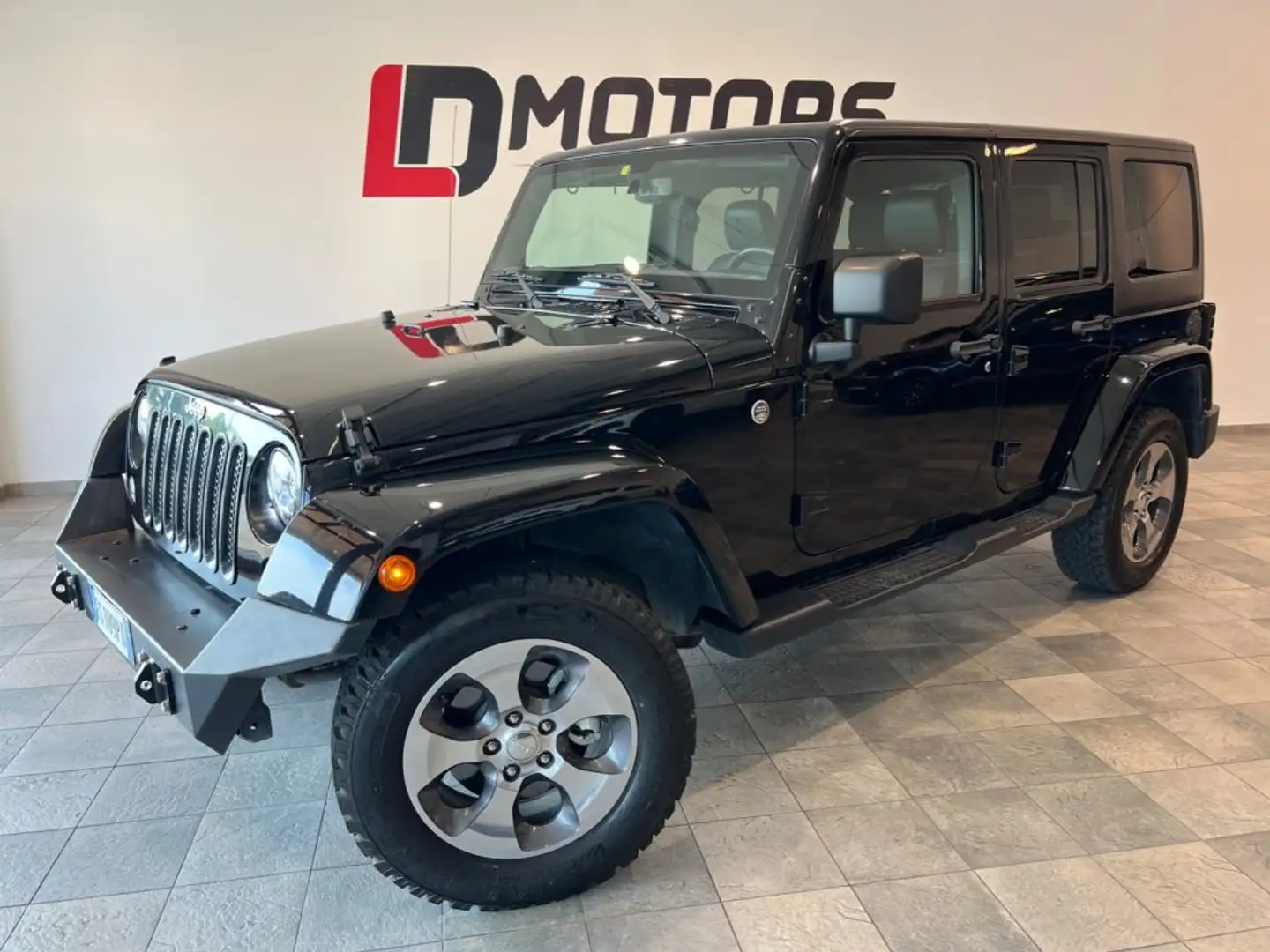 Jeep Wrangler Unlimited 2.8 CRD DPF Sahara Auto E6b Nero - 1