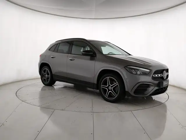 Mercedes-Benz GLA 250 GLA 250 e phev AMG Line Advanced Plus auto