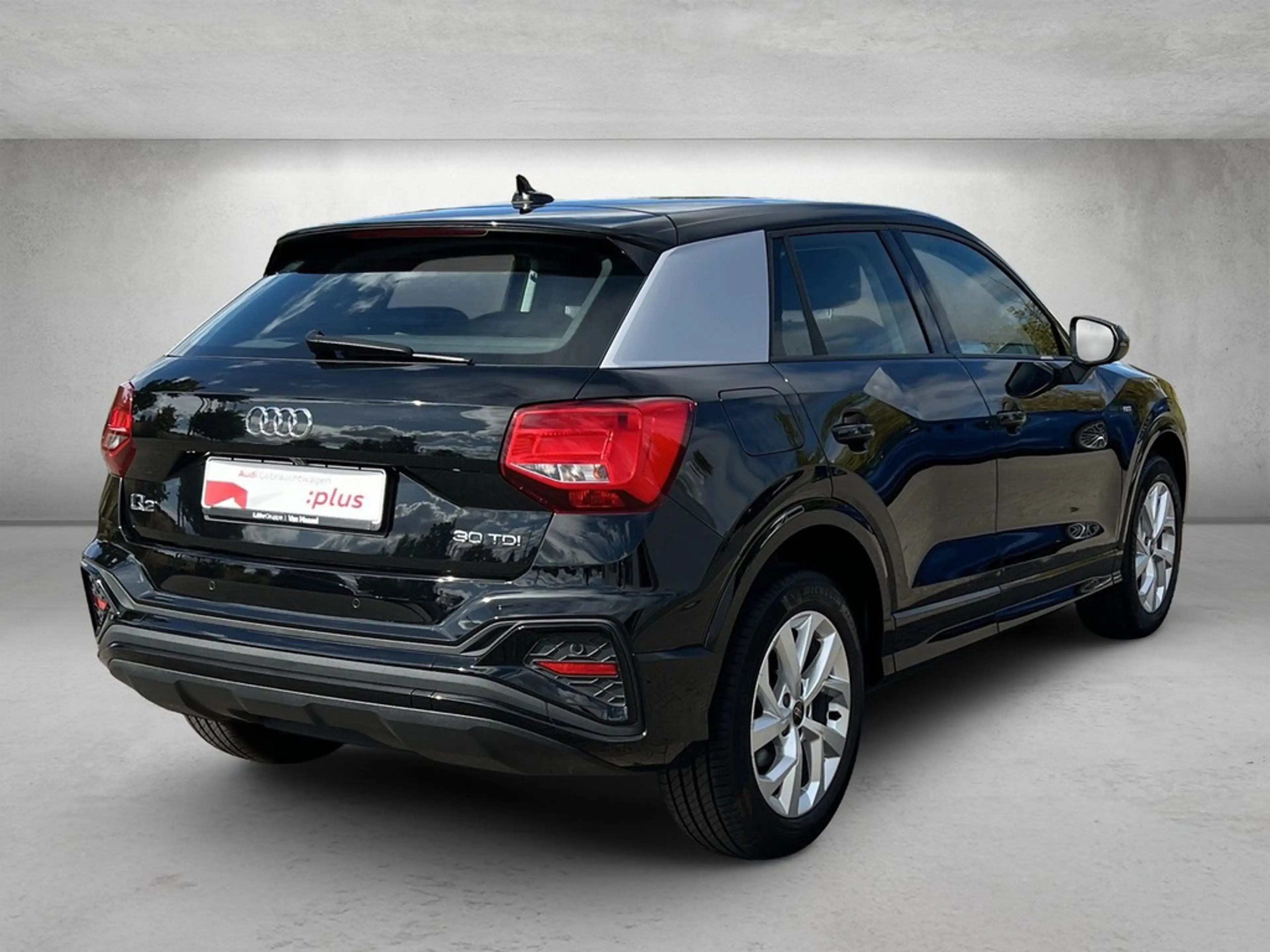 Audi Q2 S line 30 TDI S tronic *Navi*Kamera* — photo 3