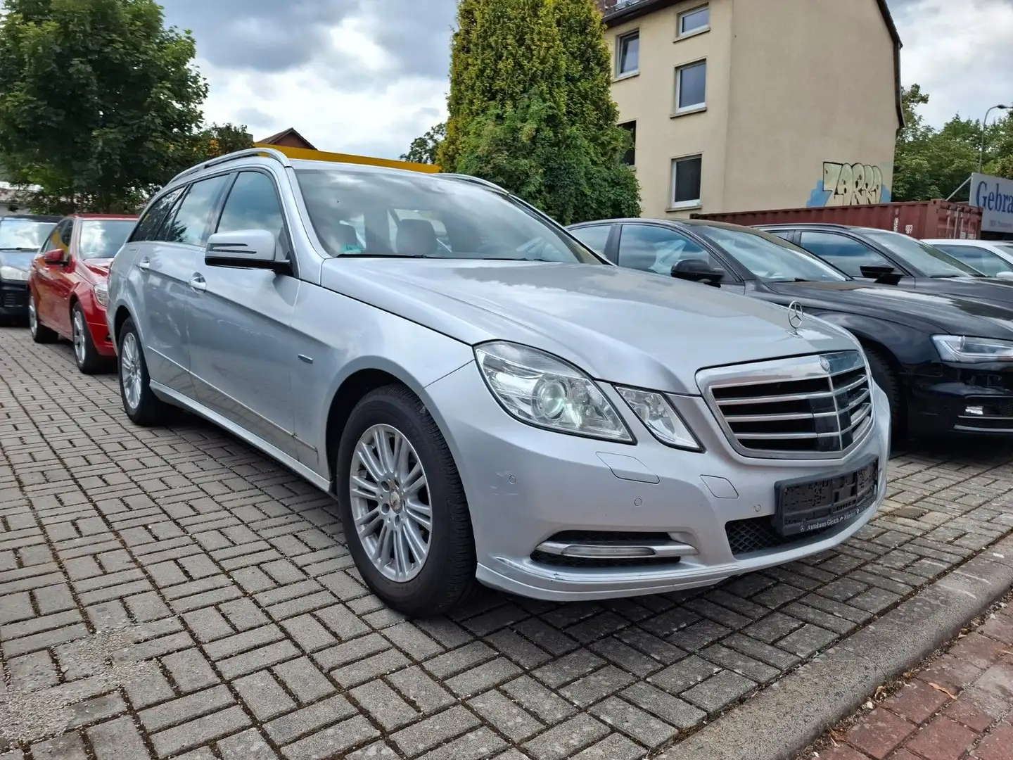 Mercedes-Benz E 300 E -Klasse T-Modell CDI *AUTOMATIK* V6 ! Plateado - 1