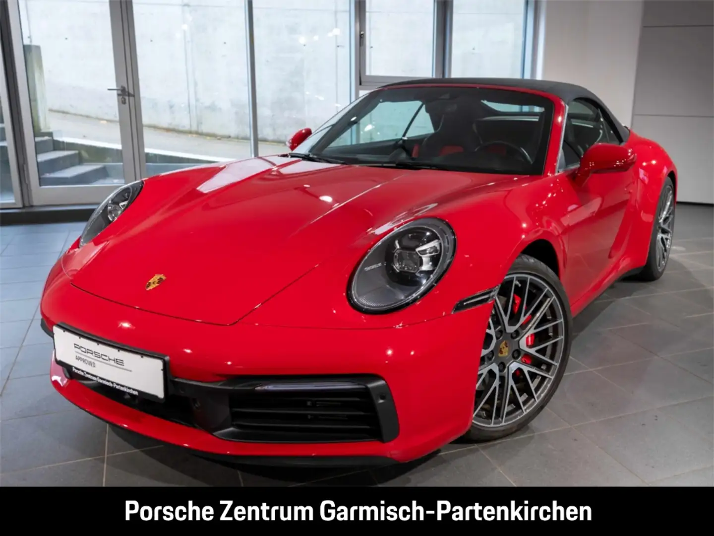 Porsche 992 911 Carrera 4S Cabriolet LenkradHZG 360 Rot - 1