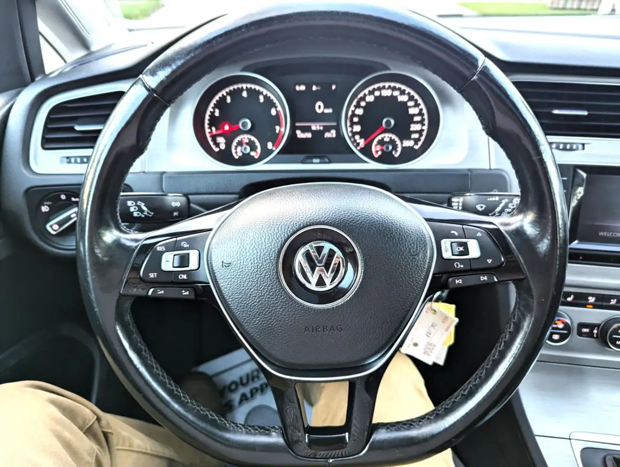 Volkswagen Golf снимка Volkswagen Golf