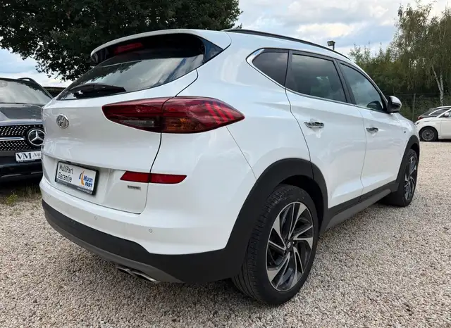 Hyundai Tucson view 4