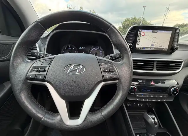 Hyundai Tucson view 9