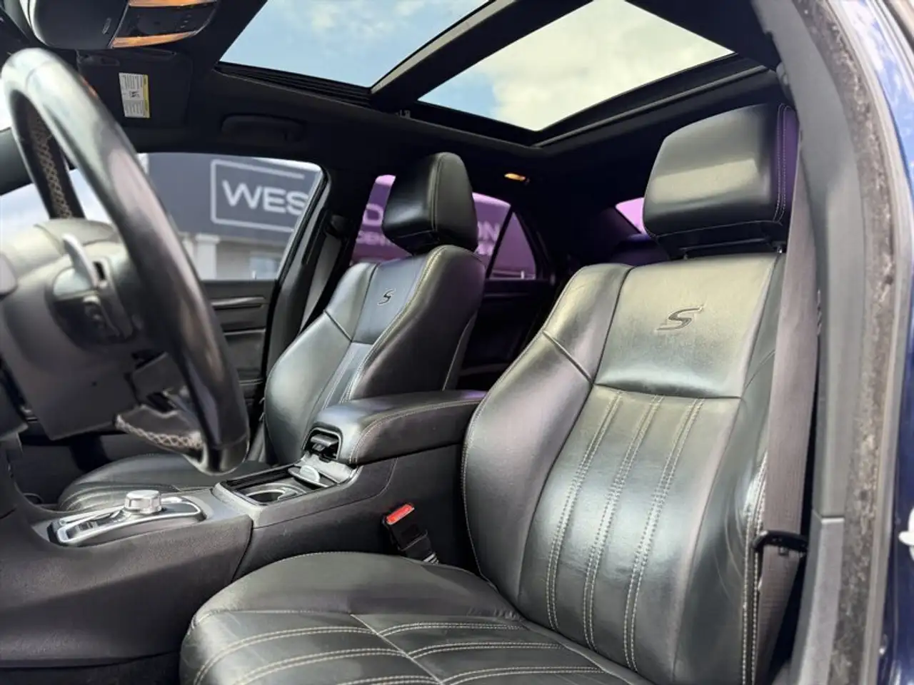 Chrysler 300 снимка Chrysler 300
