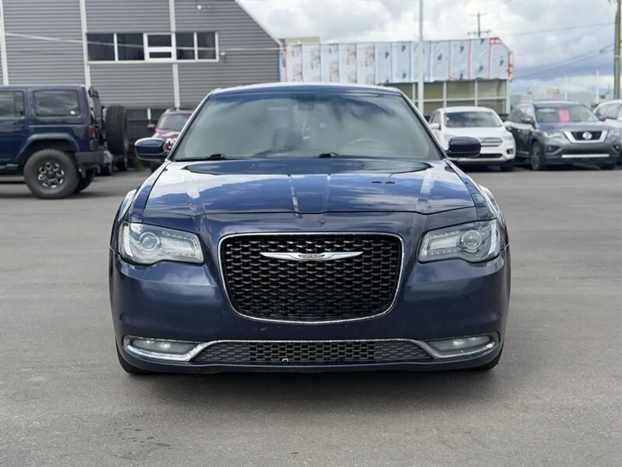 Chrysler 300 снимка Chrysler 300