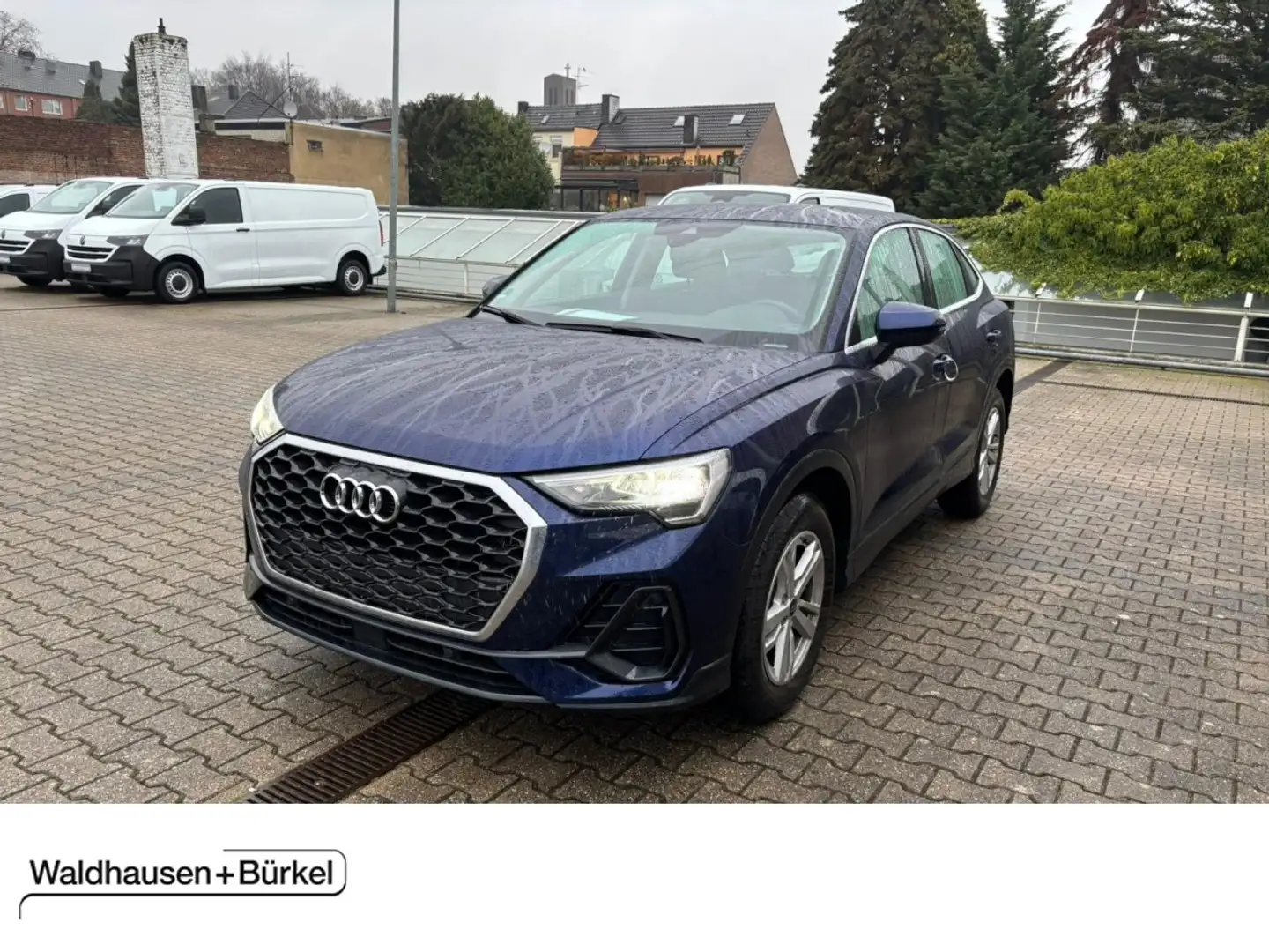 Audi Q3 Sportback 35 TFSI S-tronic Klima Einparkhilfe Blau - 1