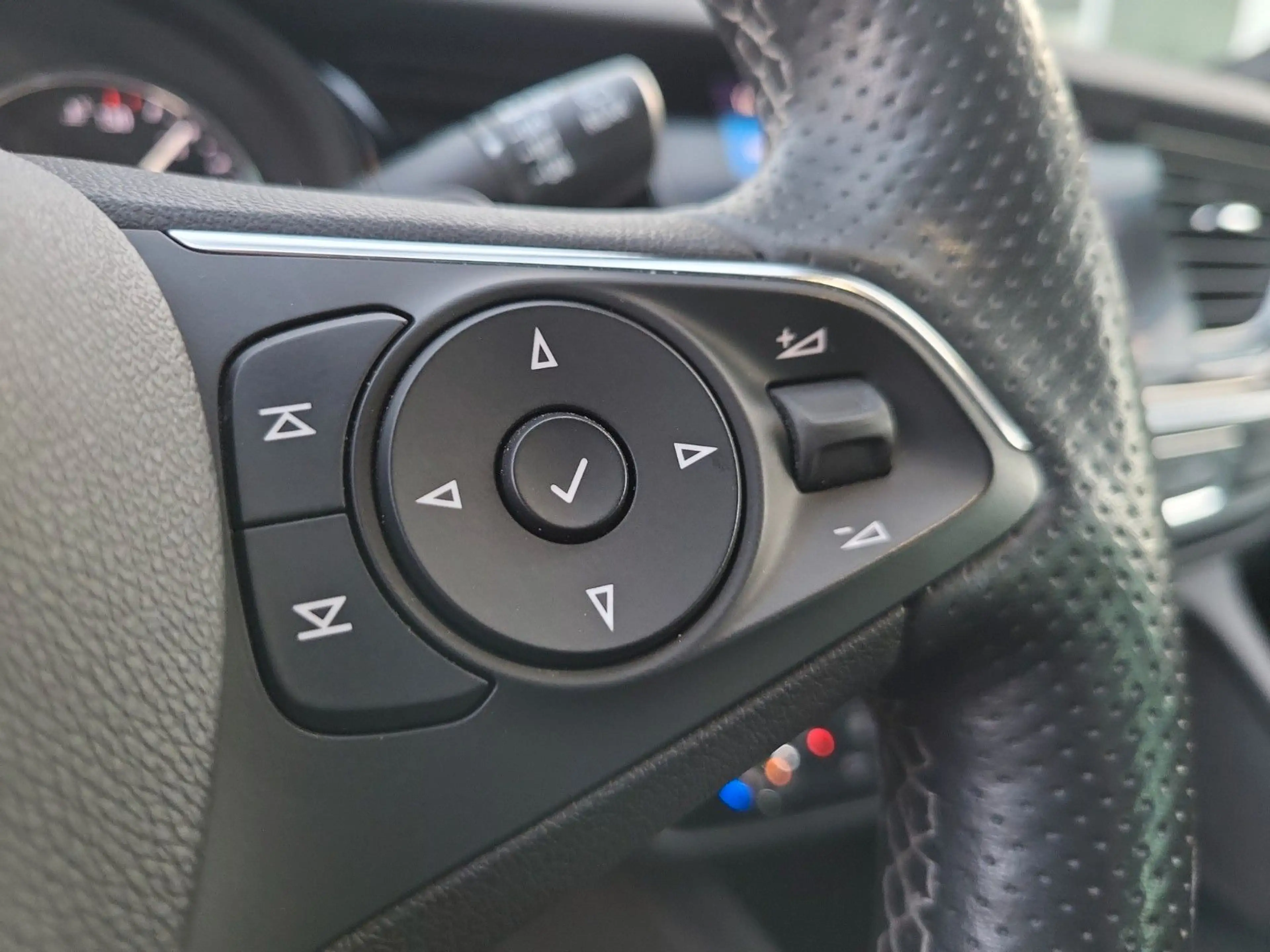 Opel Insignia B ST Premium "Ultimate" 1-Hand/Voll-LED — photo 15
