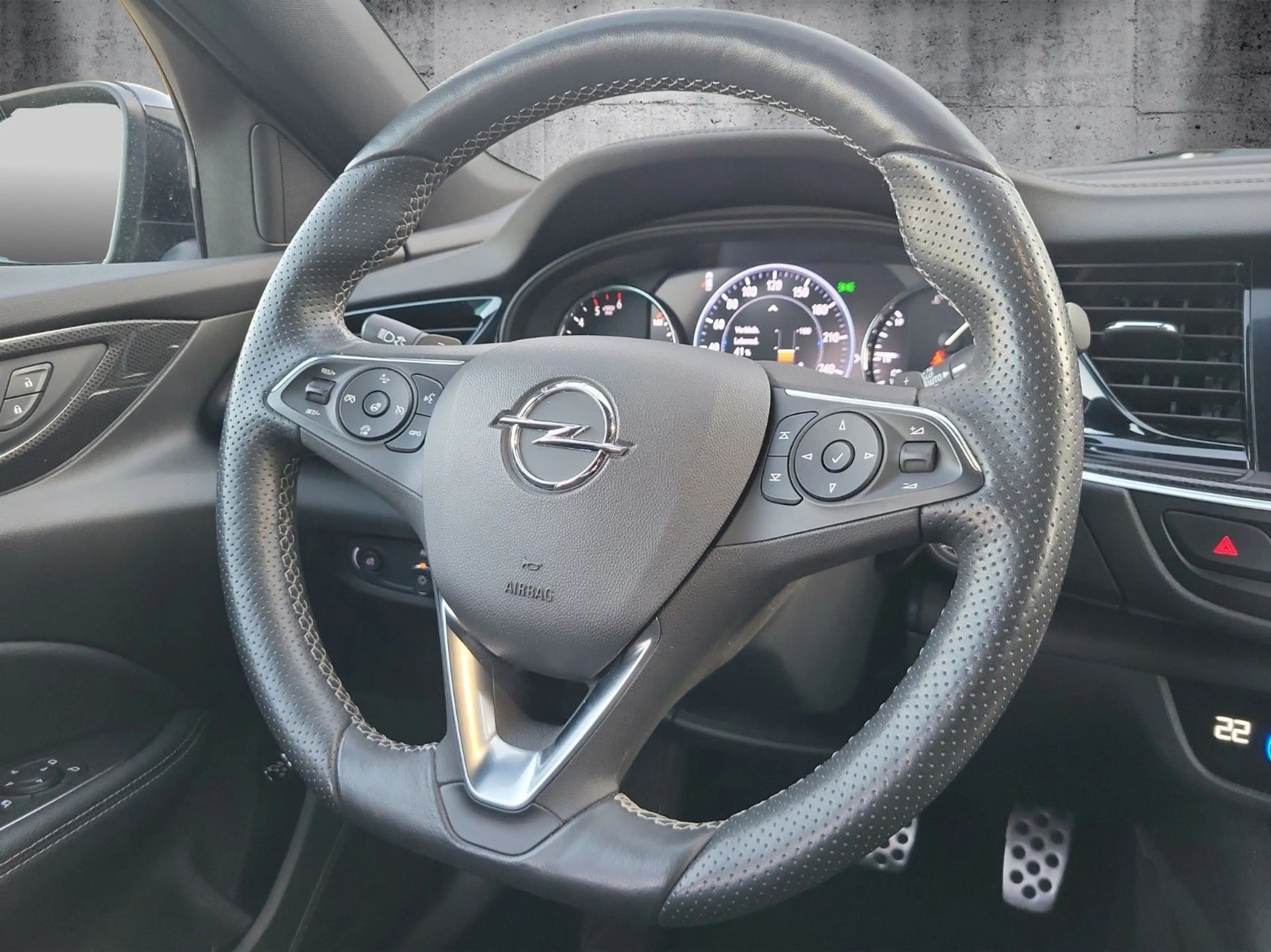 Opel Insignia B ST Premium "Ultimate" 1-Hand/Voll-LED — photo 14