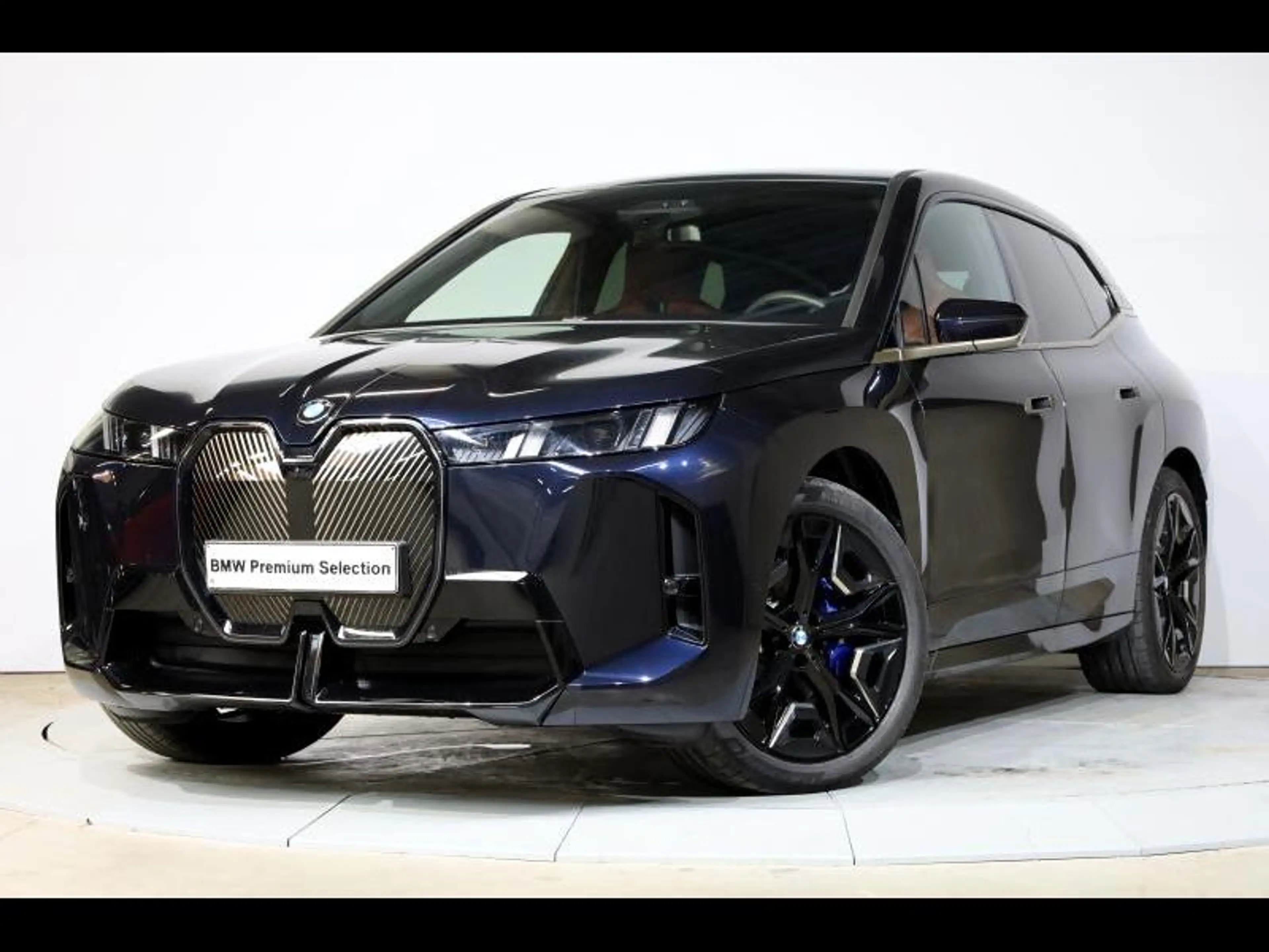 BMW iX xDrive60 Kit M Sport