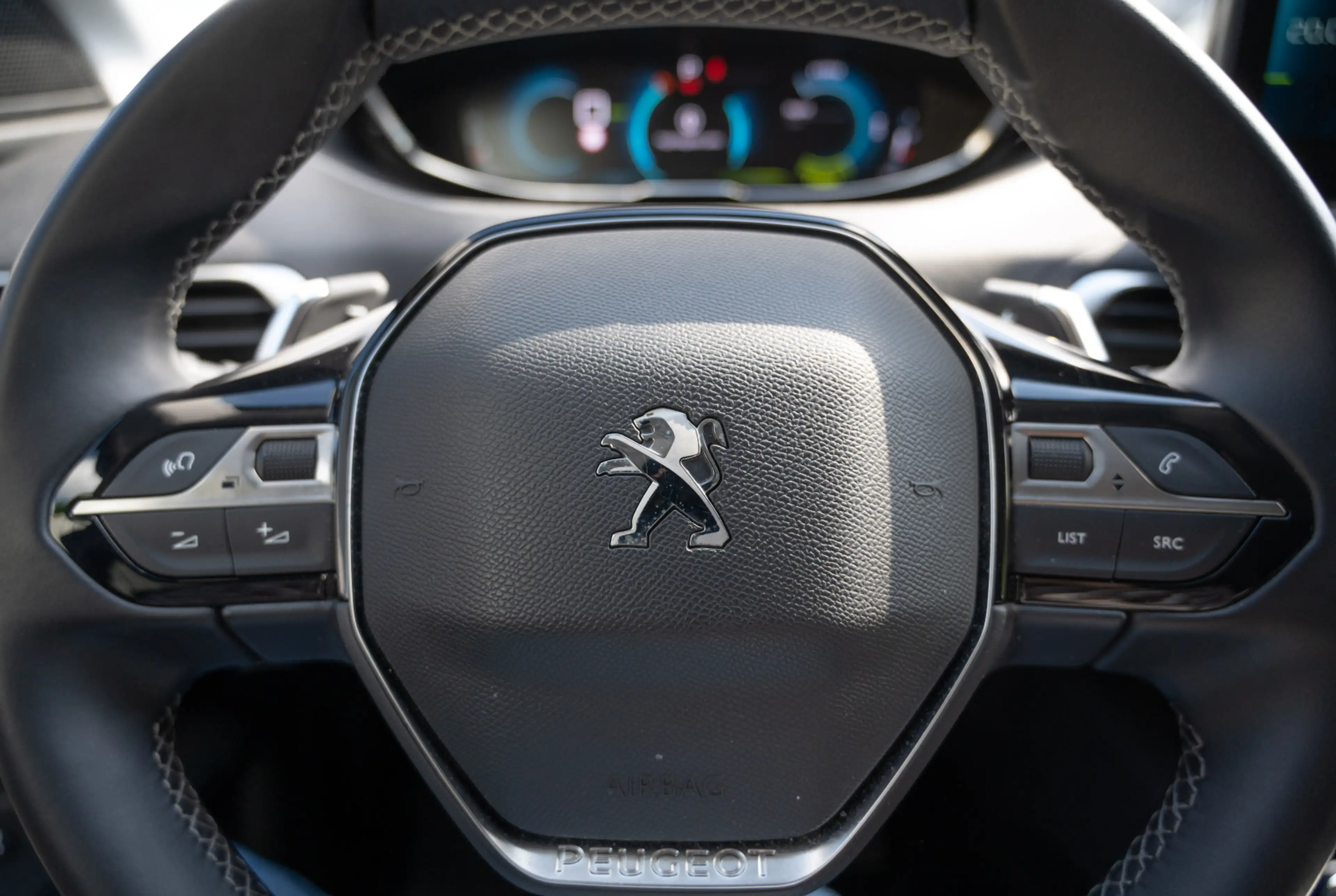 Peugeot 3008 Allure Plug-In-Hybrid 225 e-EAT8 *OBC-7,4kW*NAVI* *INVENTUR-SALE* — photo 14