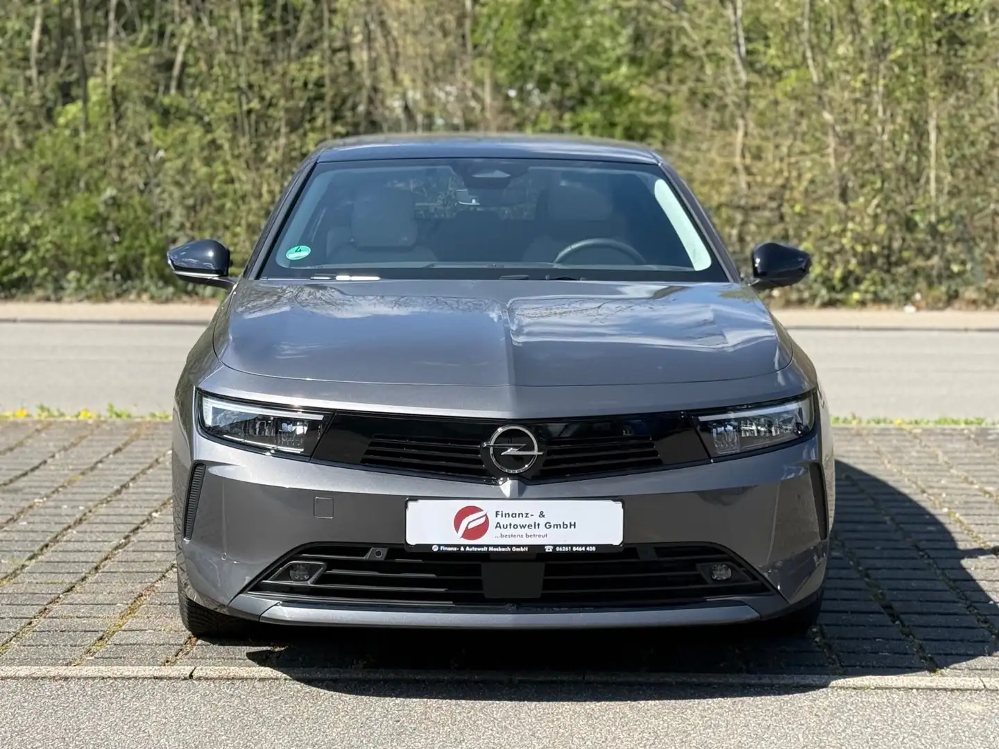 Opel Astra 1.2 L Lim Turbo Elegance/AHK/Automatik/Navi Gris - 2