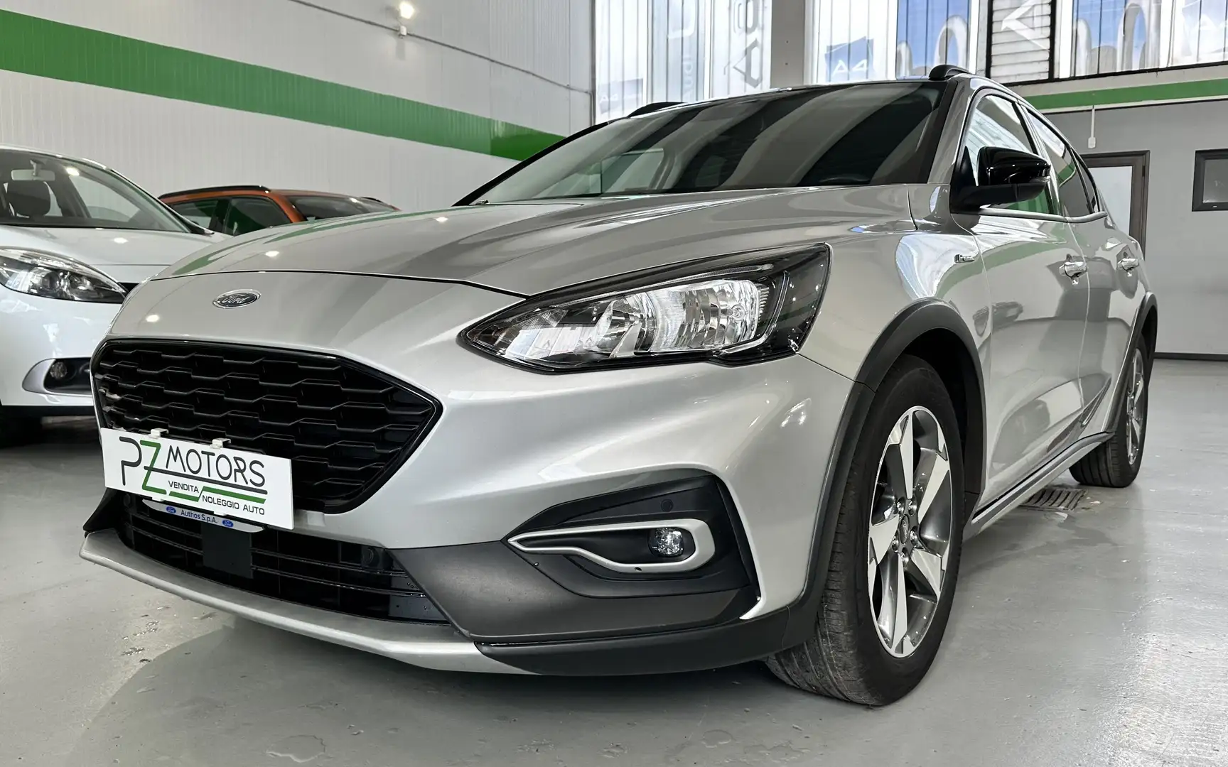 Ford Focus Focus Active 1.0 ecoboost s - PROMO FINANZIAMENTO Plateado - 1