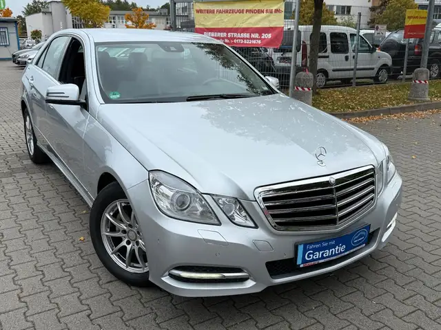 Mercedes-Benz E 200 CGI E-Klasse Lim.BlueEfficiency*AVANTGARDE