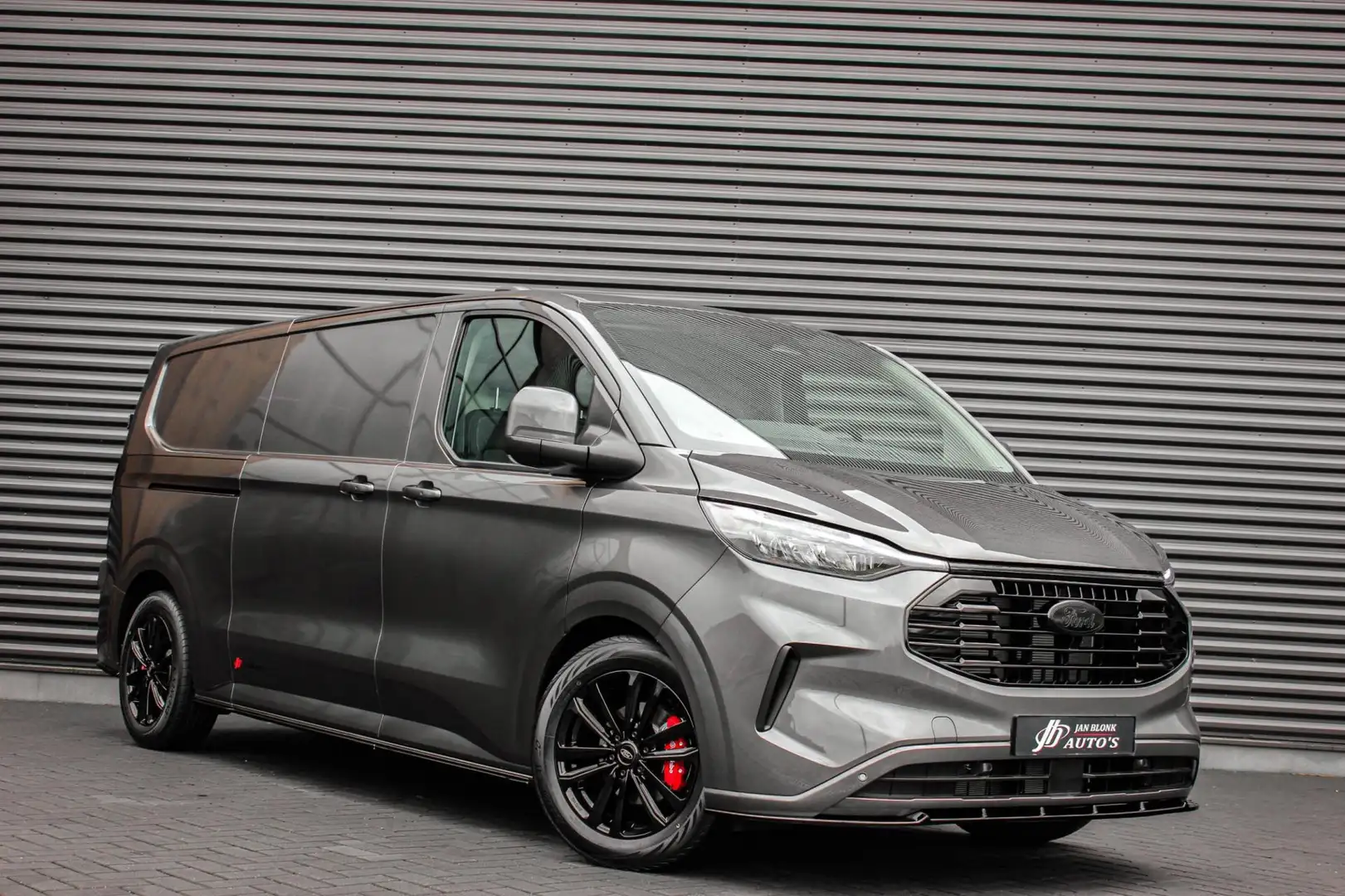 Ford Transit Custom 300 2.0 TDCI L2H1 Limited 136PK JB-EDITION / FULL Grijs - 2