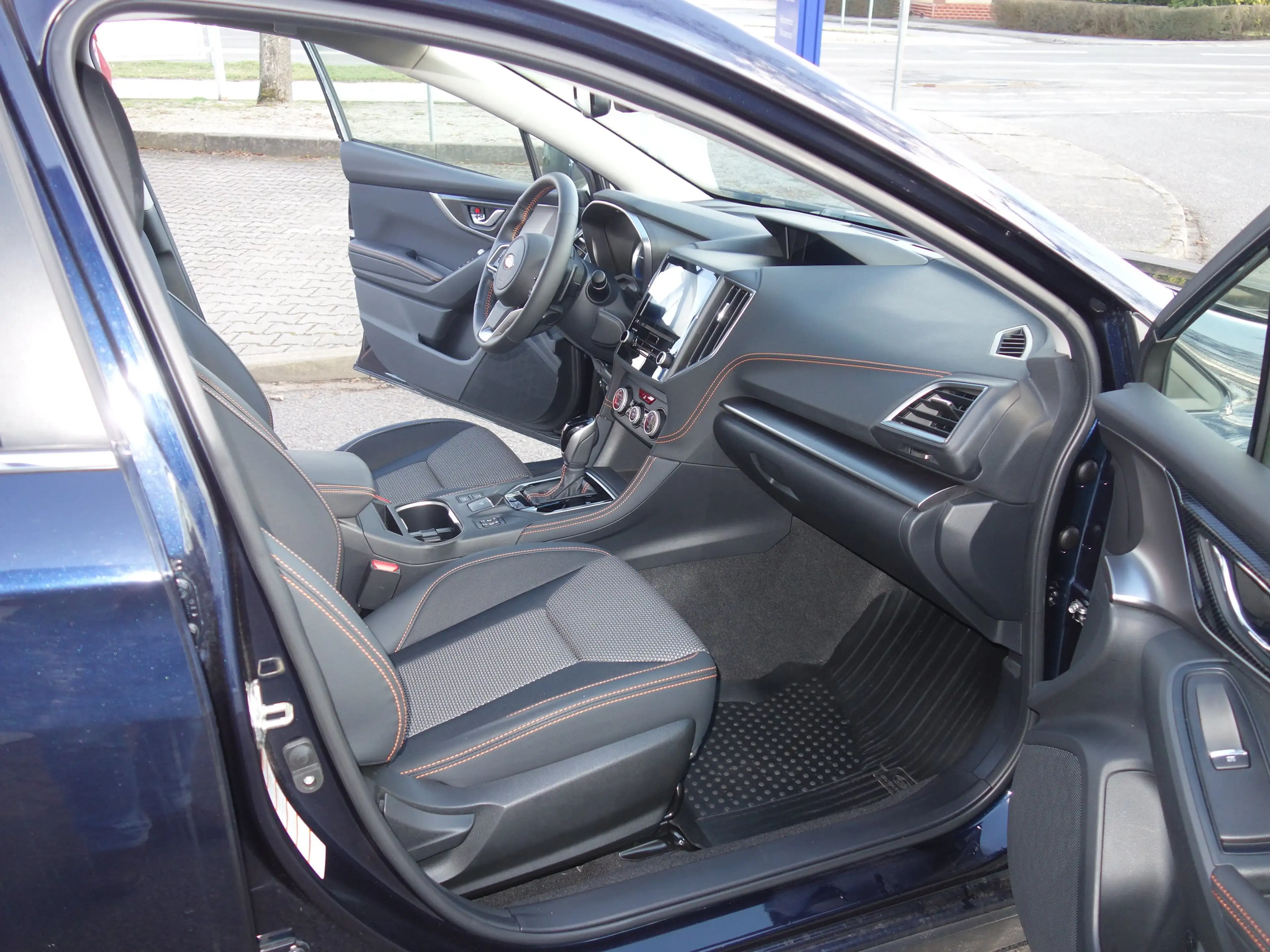 Subaru XV XV Hybrid 2.0ie Lineartronic Active — photo 7
