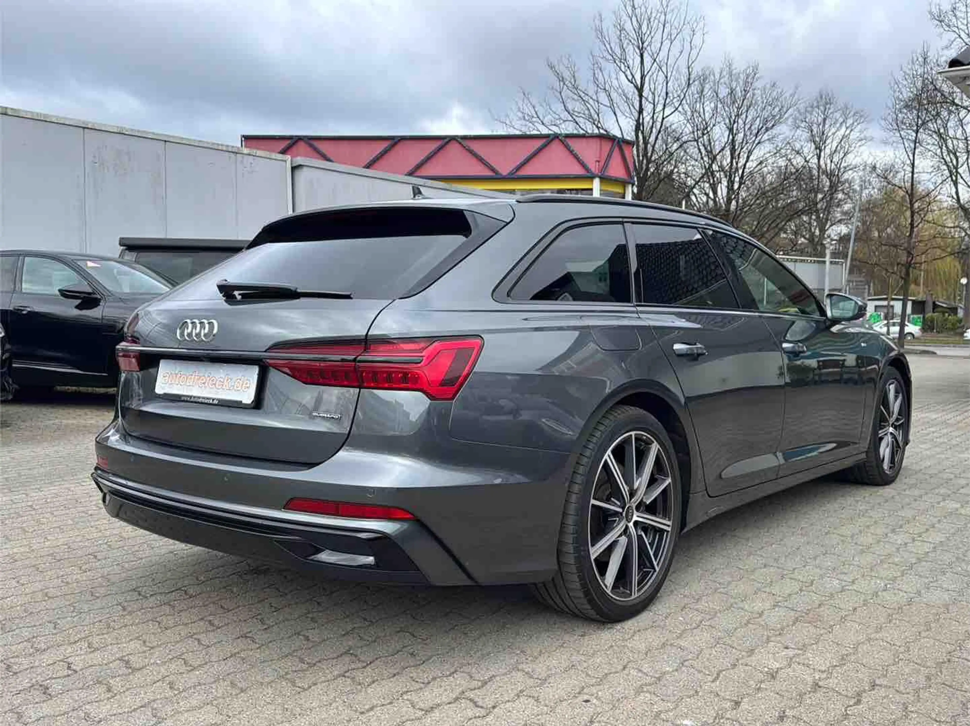 Audi A6 Avant 55 TFSIe 2x S line ACC AHK HuD S-SITZE — photo 7