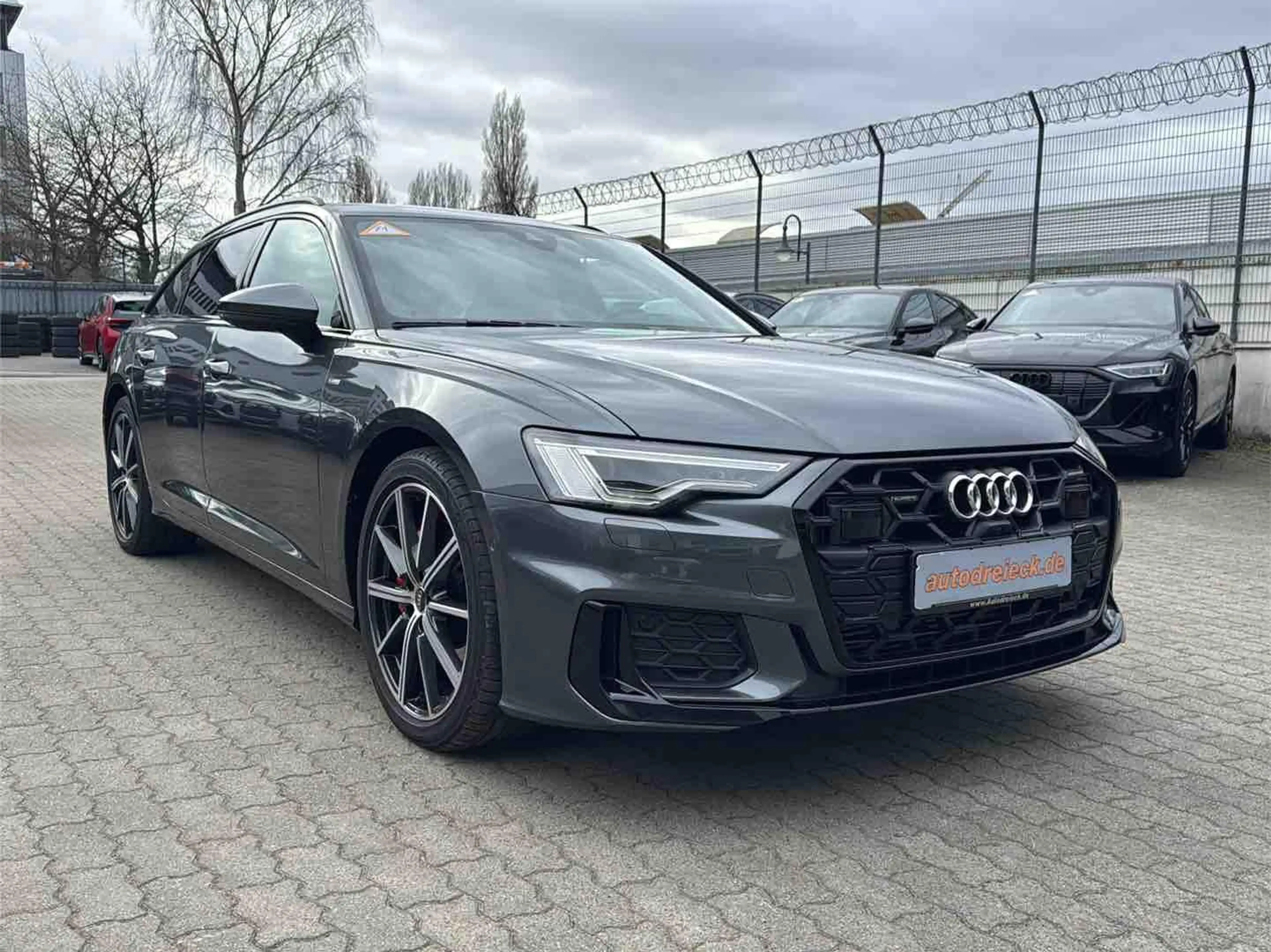 Audi A6 Avant 55 TFSIe 2x S line ACC AHK HuD S-SITZE — photo 5