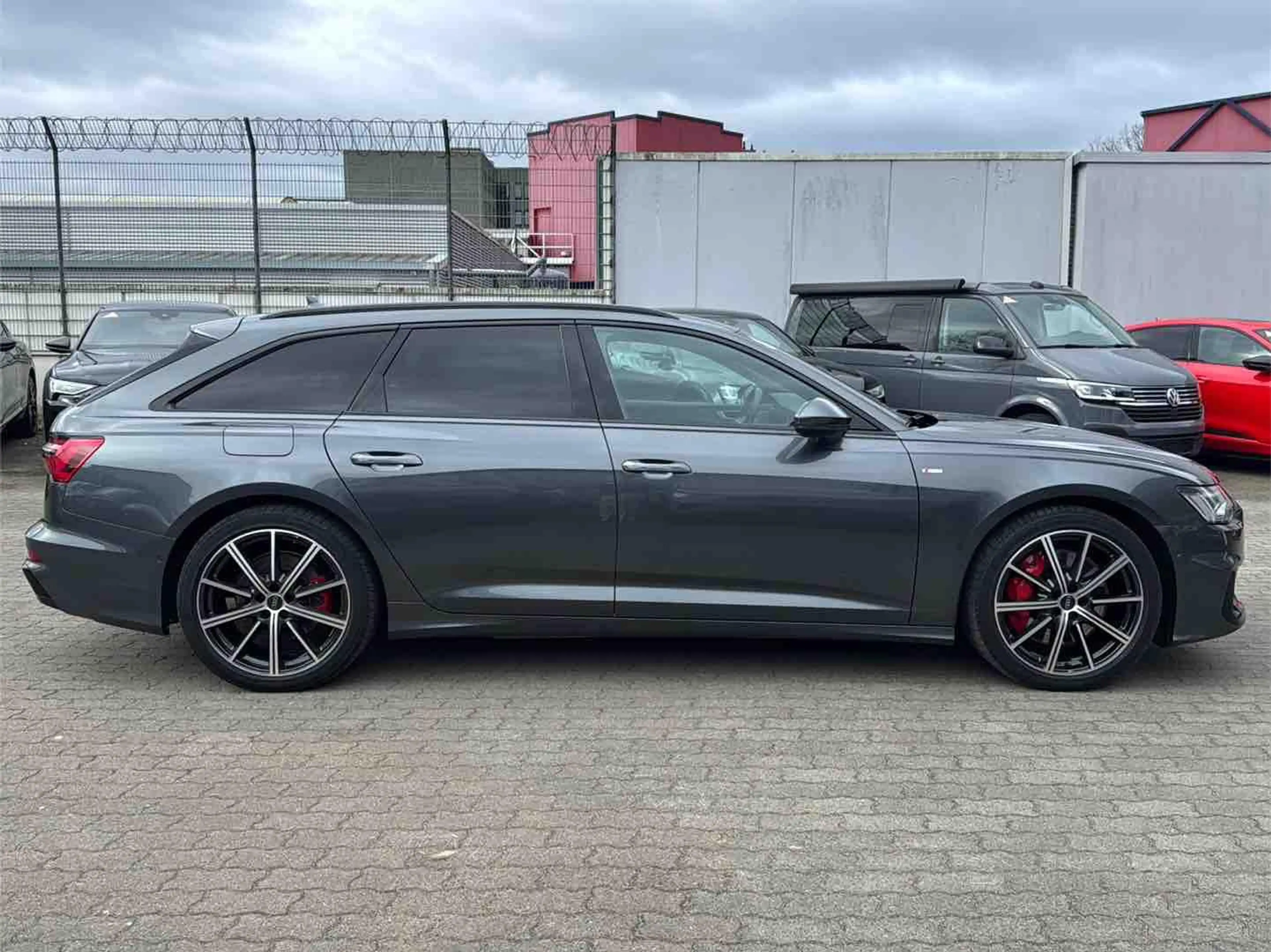 Audi A6 Avant 55 TFSIe 2x S line ACC AHK HuD S-SITZE — photo 6