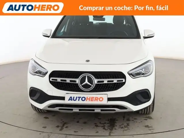 Mercedes-Benz Gla view 9