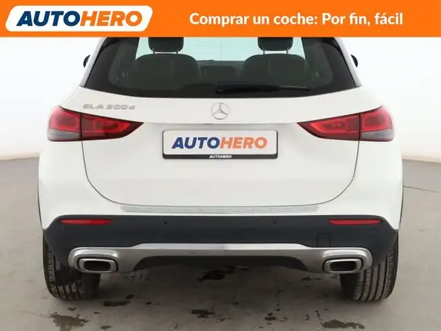 Mercedes-Benz Gla view 5