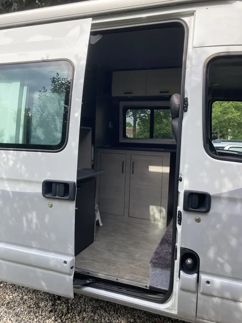 Renault Master 2.5 dCi 120 FAP L1H1 - 1