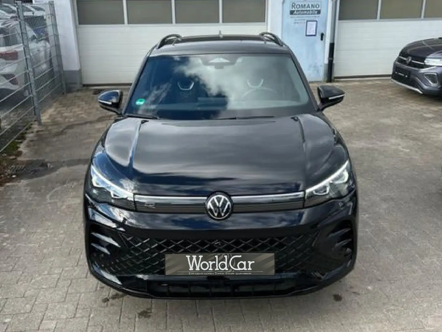 Volkswagen Tiguan Tiguan 2.0 tdi R-Line Plus 4motion 193cv dsg Nero - 2