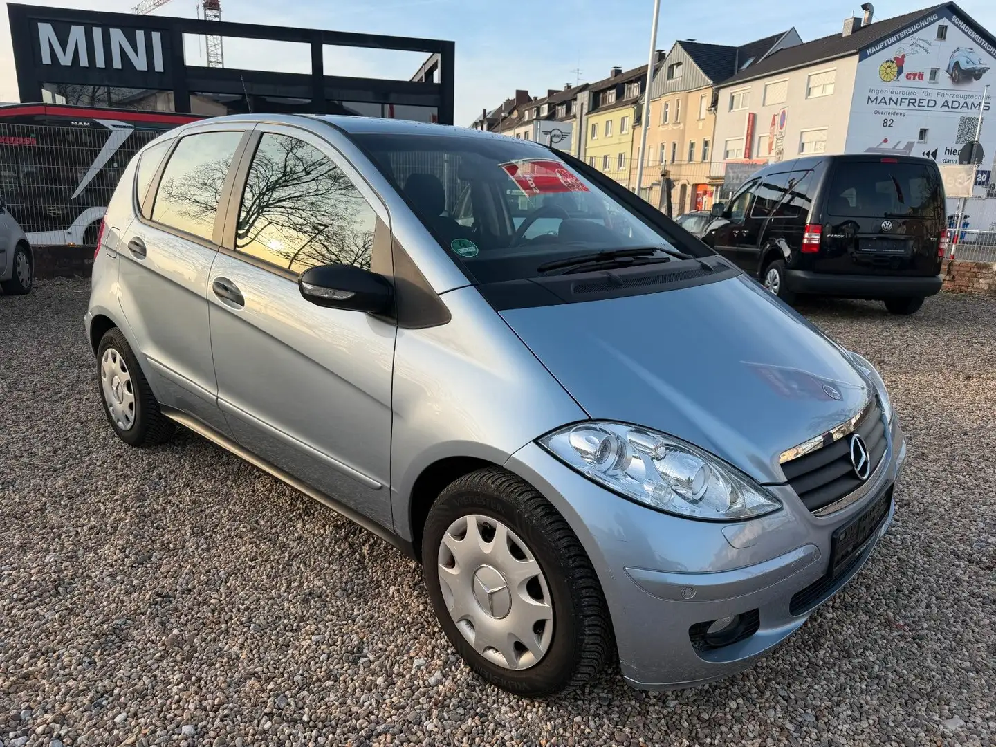 Mercedes-Benz A 170 CLASSIC Automatik PDC/ Sitzheizung Blau - 2