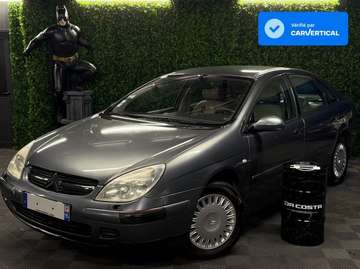 EXCLUSIVE 3.0 V6 210 Cv BOITE AUTOMATIQUE / INTERIEUR CUIR SUSPENSION HYDRACTIVE