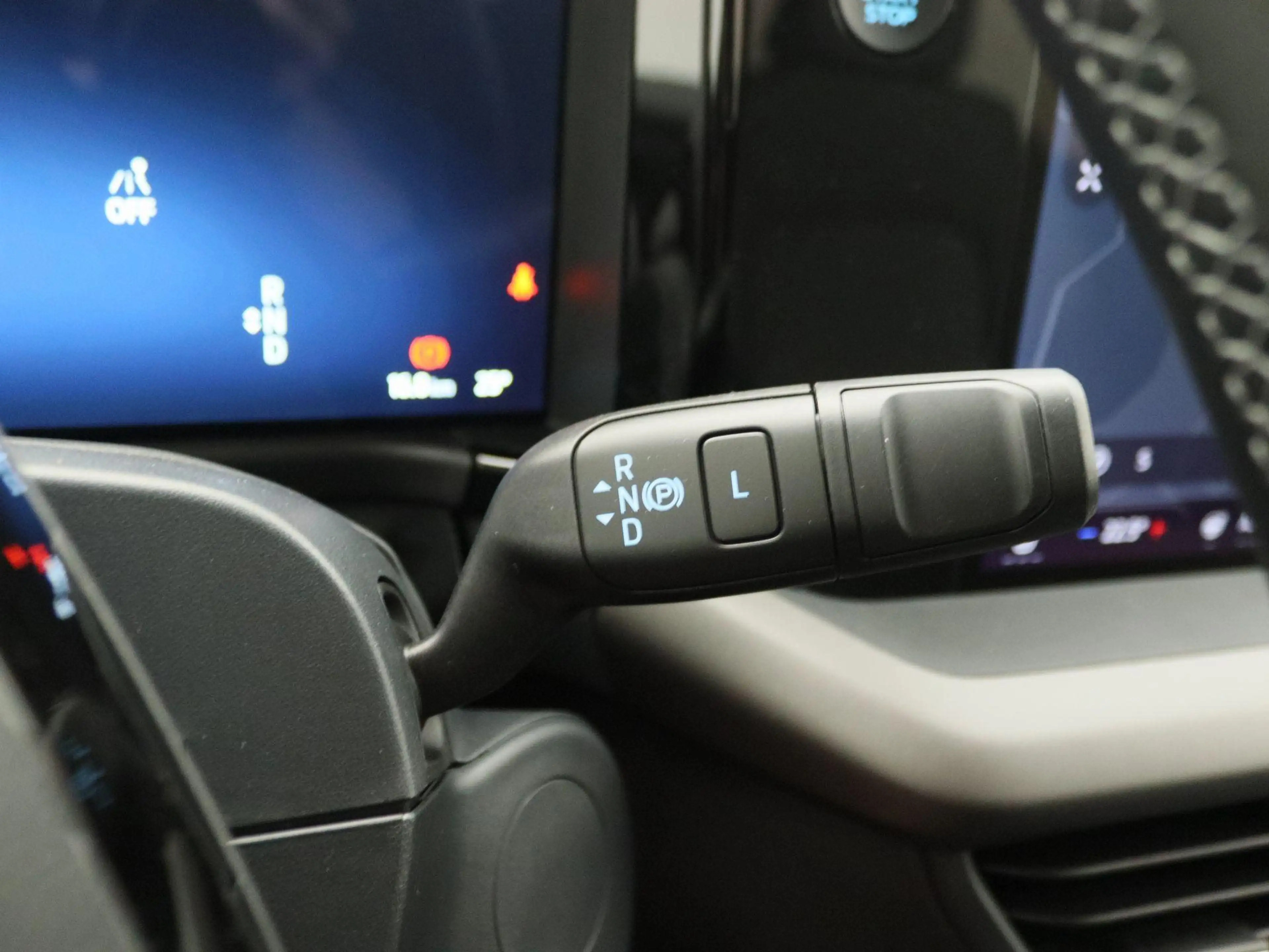 Ford Transit Courier E-Transit tourneo Titanium 46 kWh | UIT VOORRAAD L — photo 10