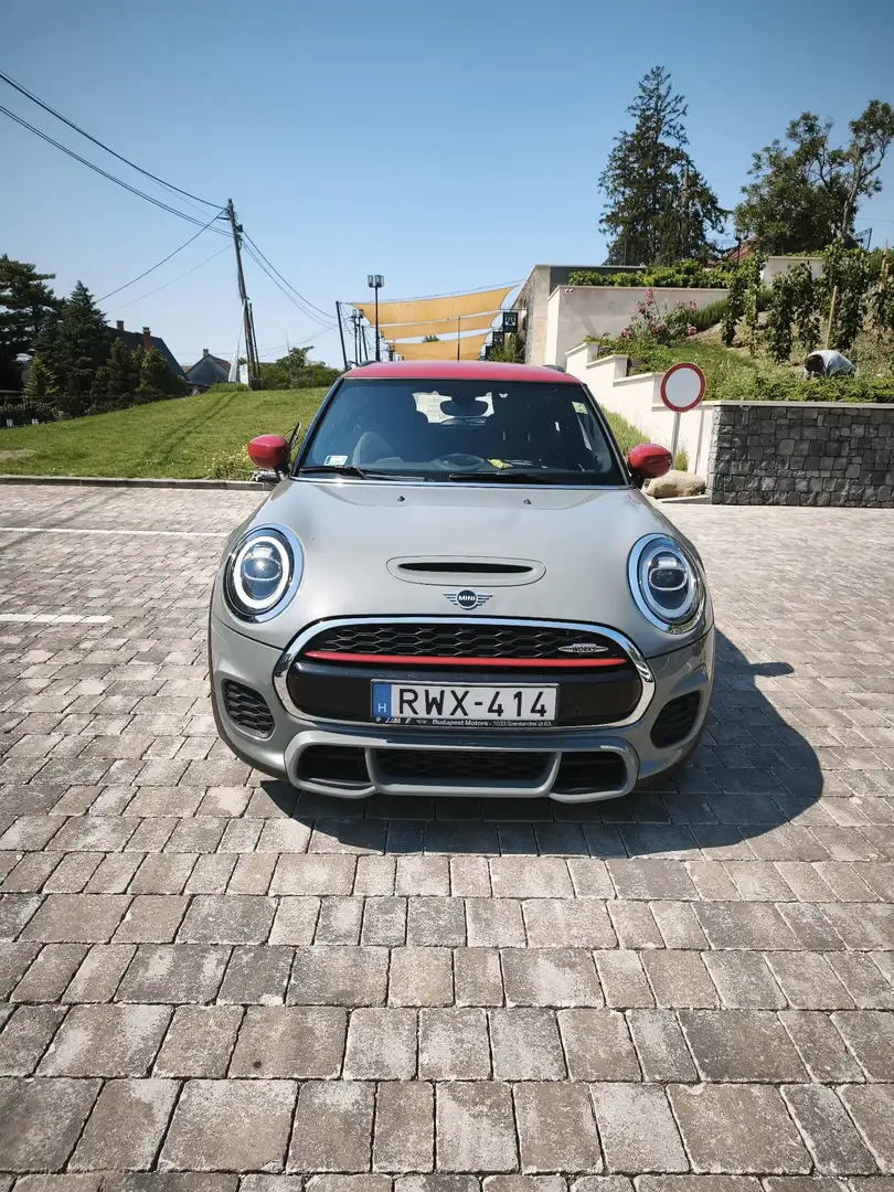 MINI John Cooper Works 2.0, manuális váltóval Beige - 1