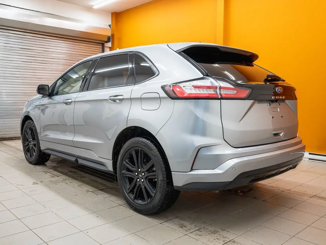 Ford Edge снимка Ford Edge