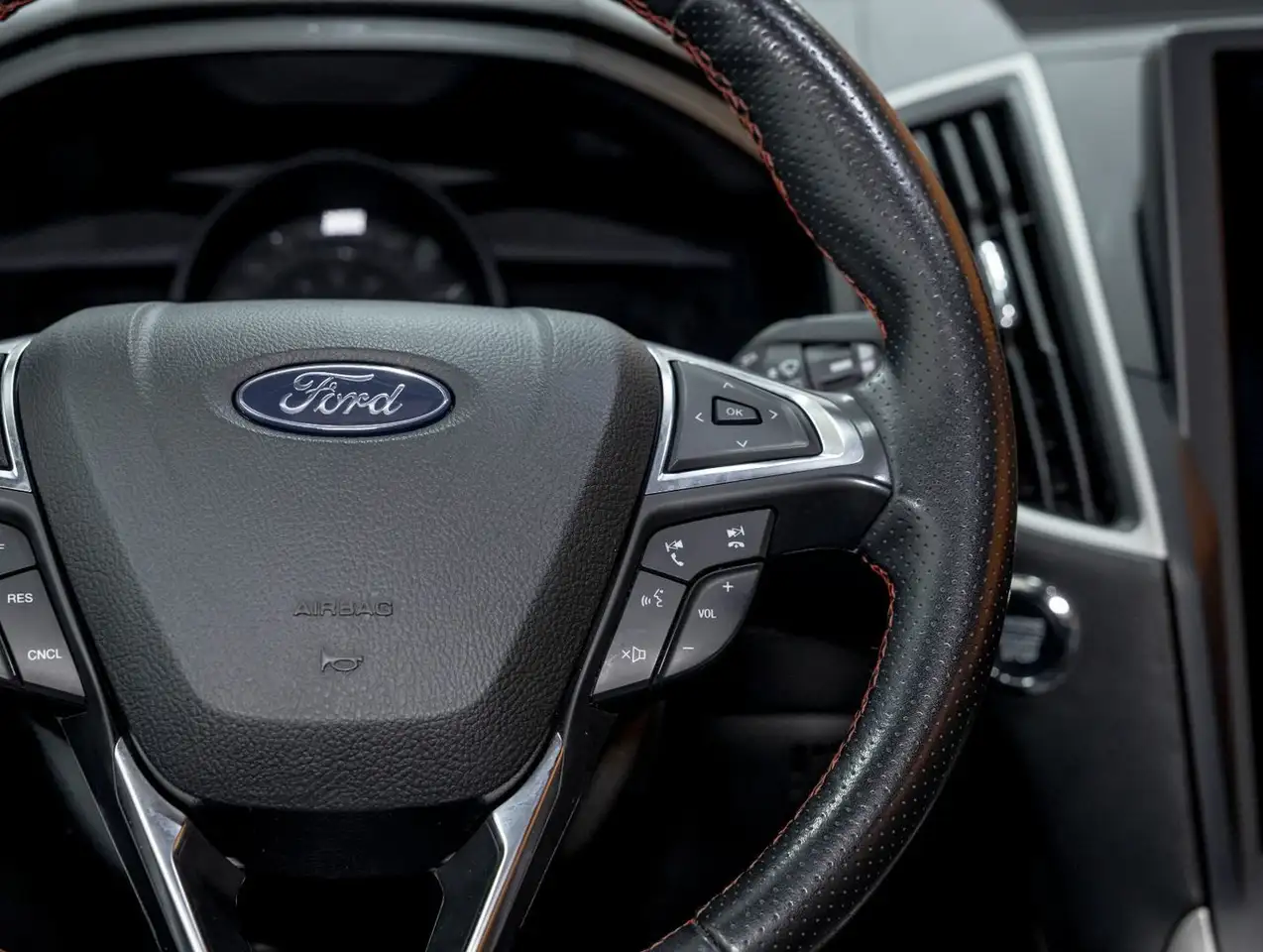Ford Edge снимка Ford Edge