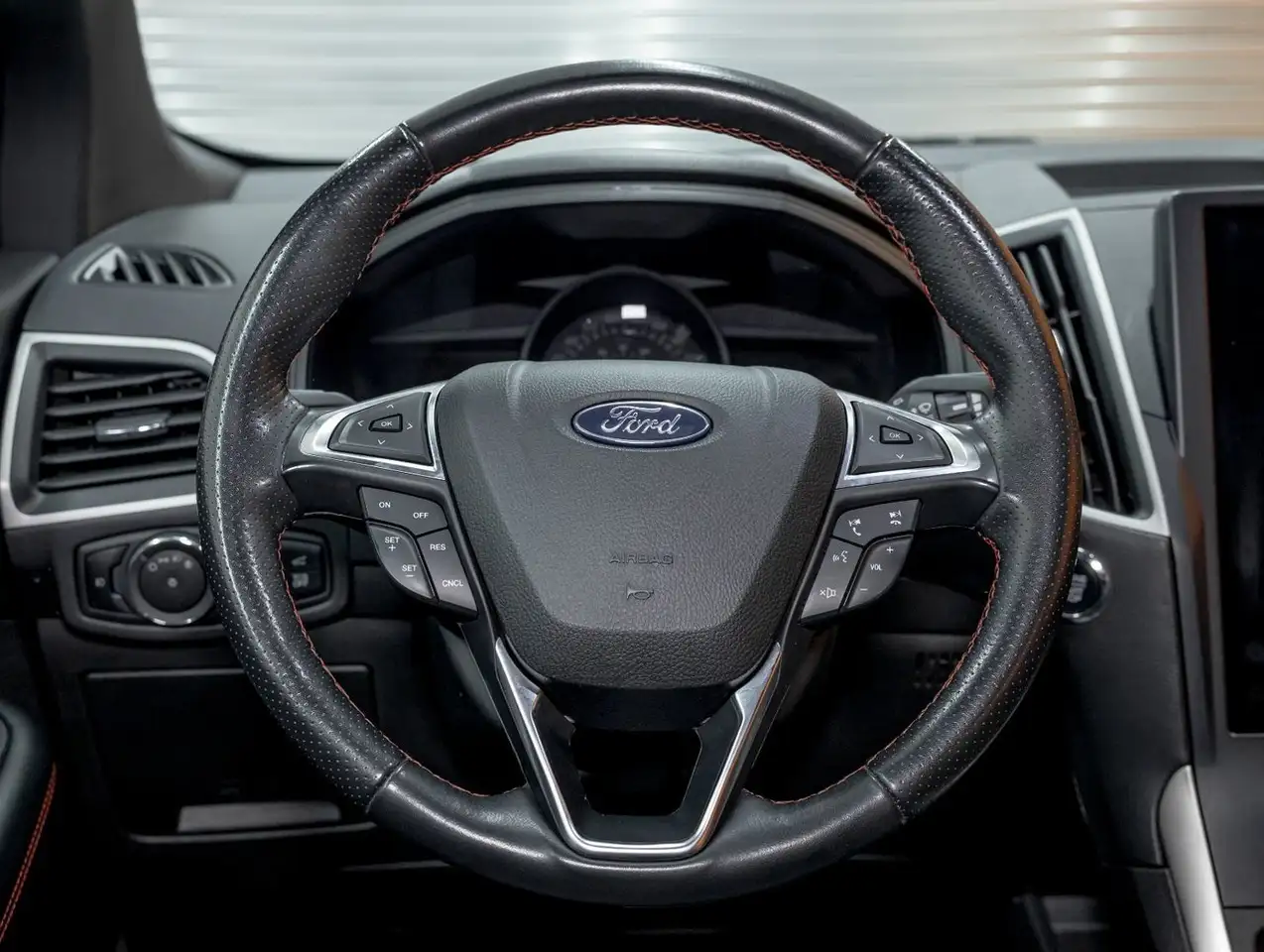 Ford Edge снимка Ford Edge