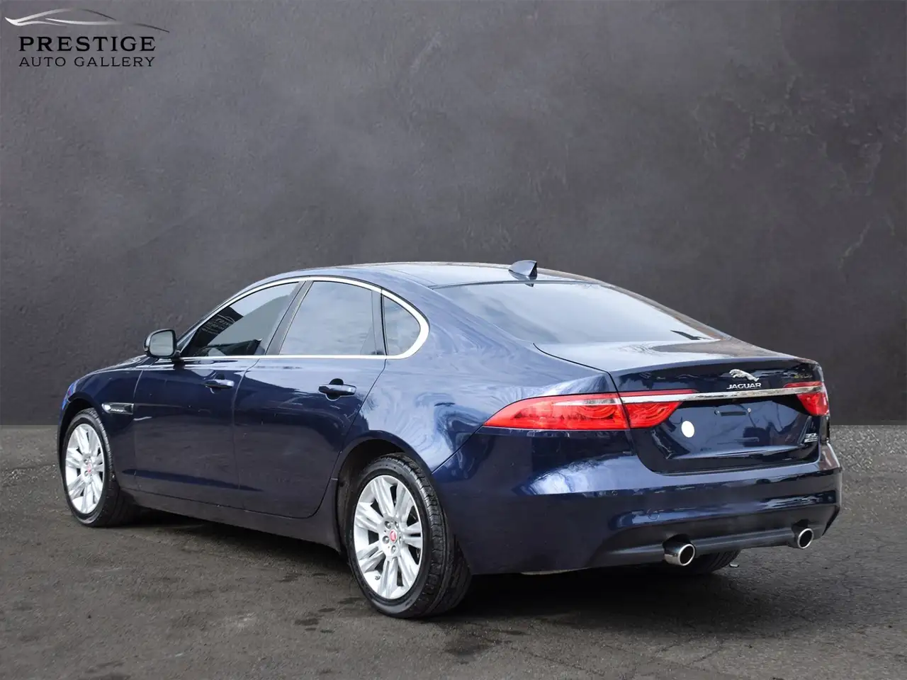 Jaguar XF снимка Jaguar XF