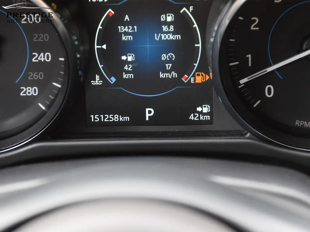 Jaguar XF снимка Jaguar XF