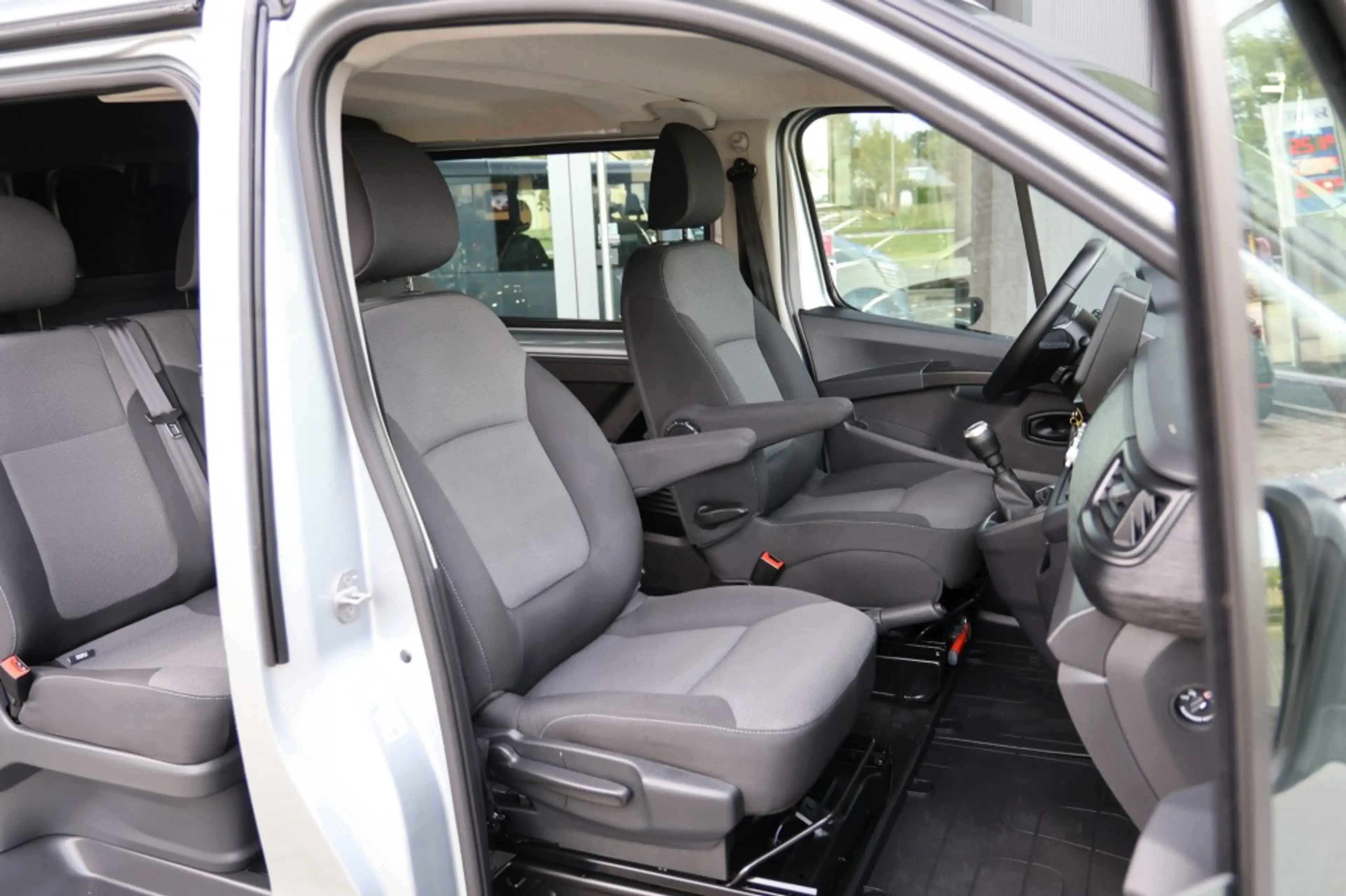 Renault Trafic 2.0 BLUE L2 *DC*CARPLAY*AIRCO*LED* — photo 9
